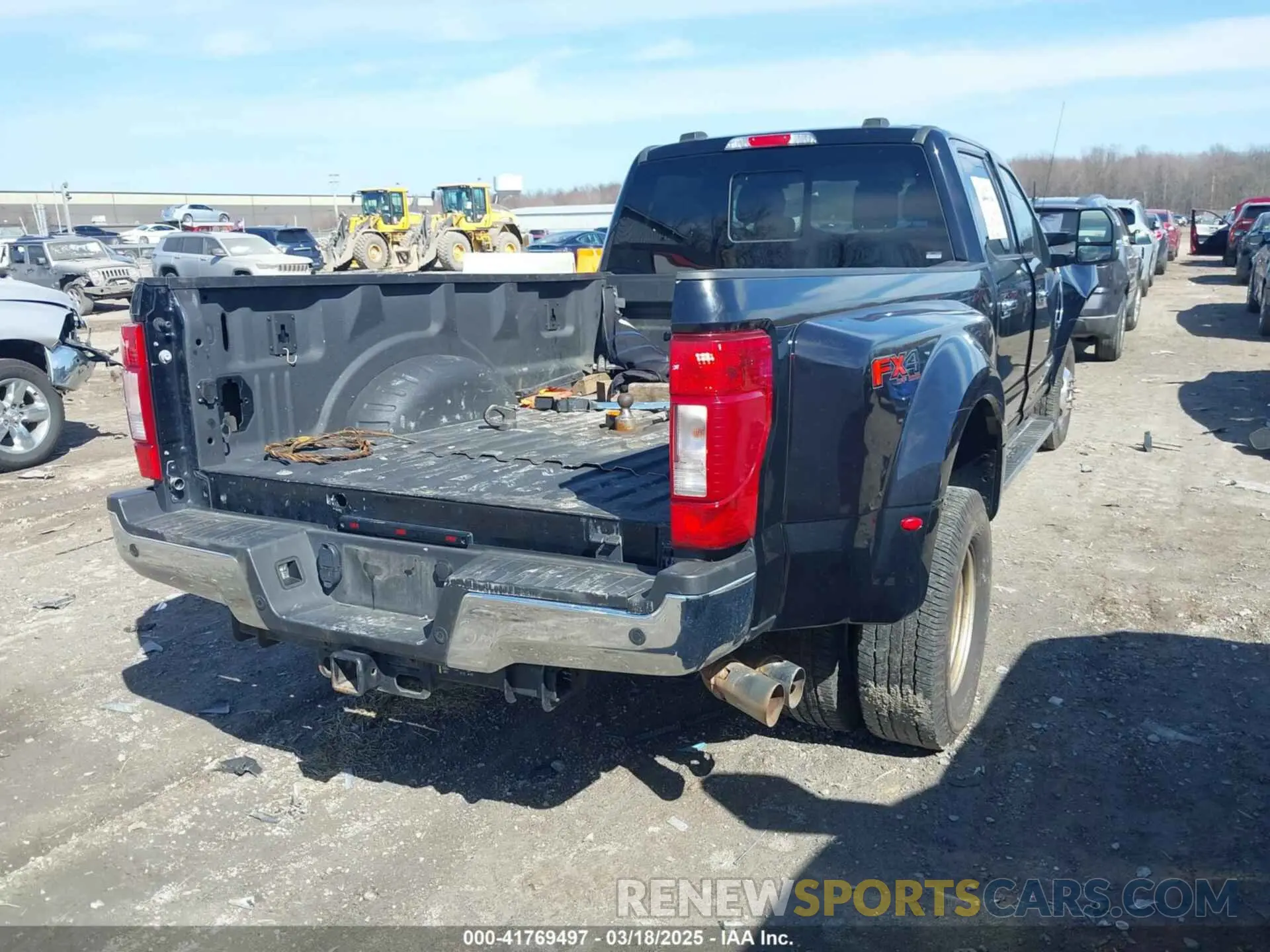 4 Photograph of a damaged car 1FT8W3DT5MEC60295 FORD F-350 2021