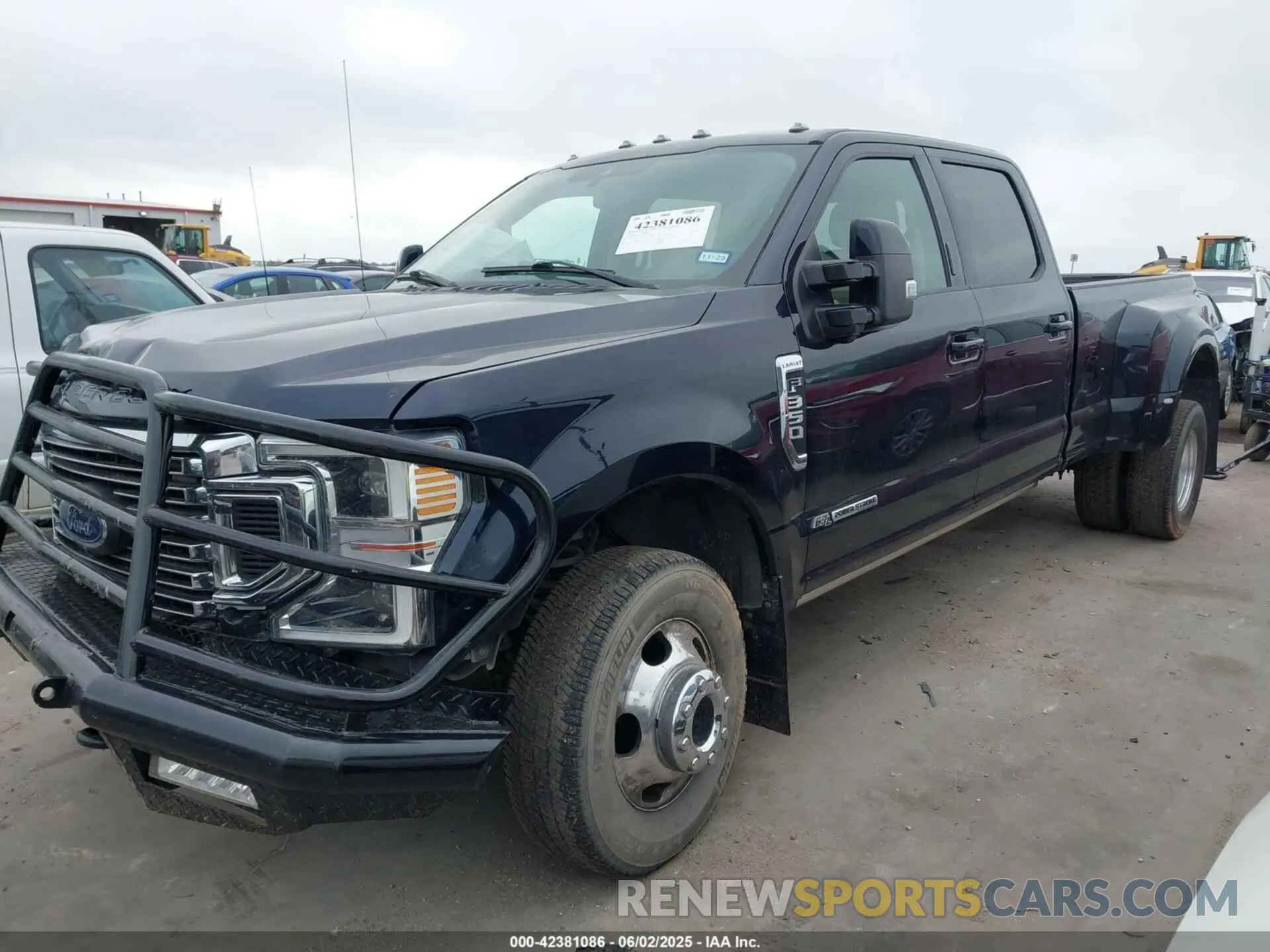 2 Photograph of a damaged car 1FT8W3DT8MEC05842 FORD F-350 2021