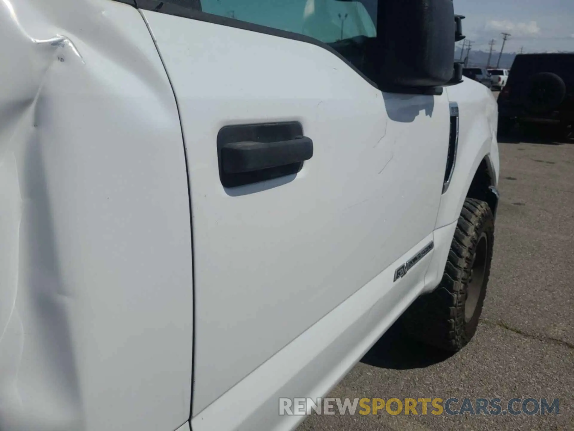 11 Photograph of a damaged car 1FTRF3BT8MEC11986 FORD F-350 2021
