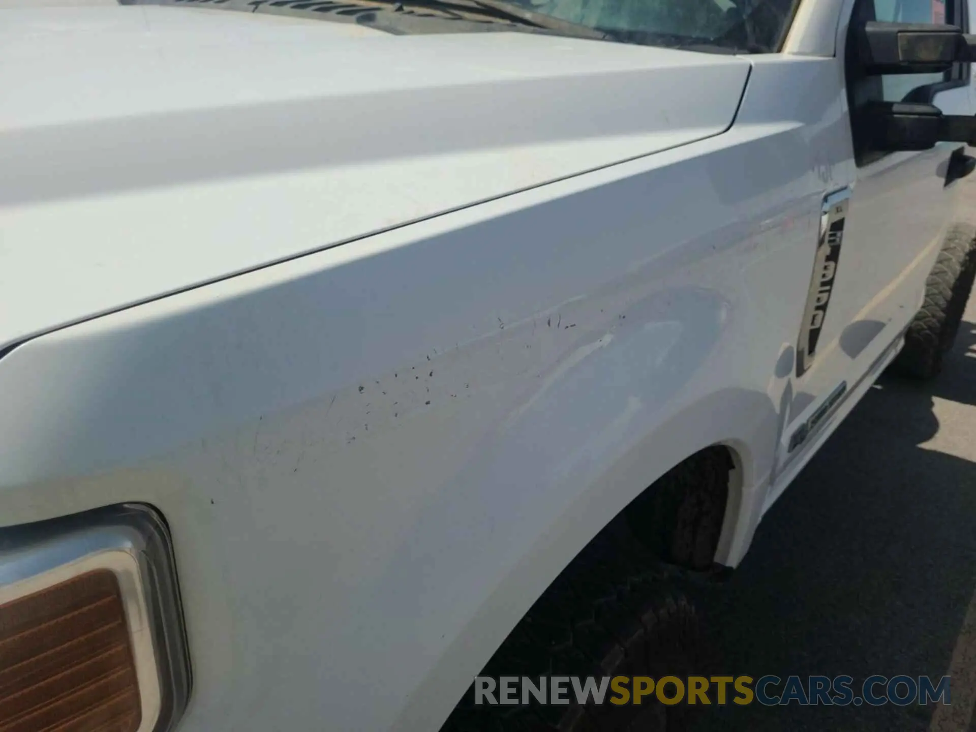 34 Photograph of a damaged car 1FTRF3BT8MEC11986 FORD F-350 2021