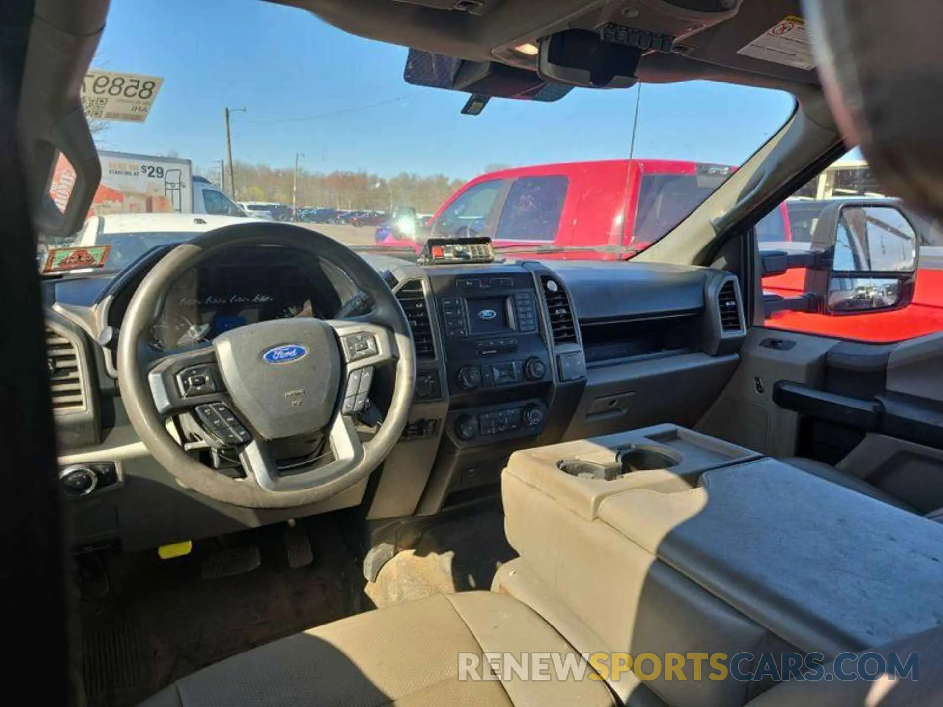 5 Photograph of a damaged car 1FT8W3A6XNED92095 FORD F-350 2022