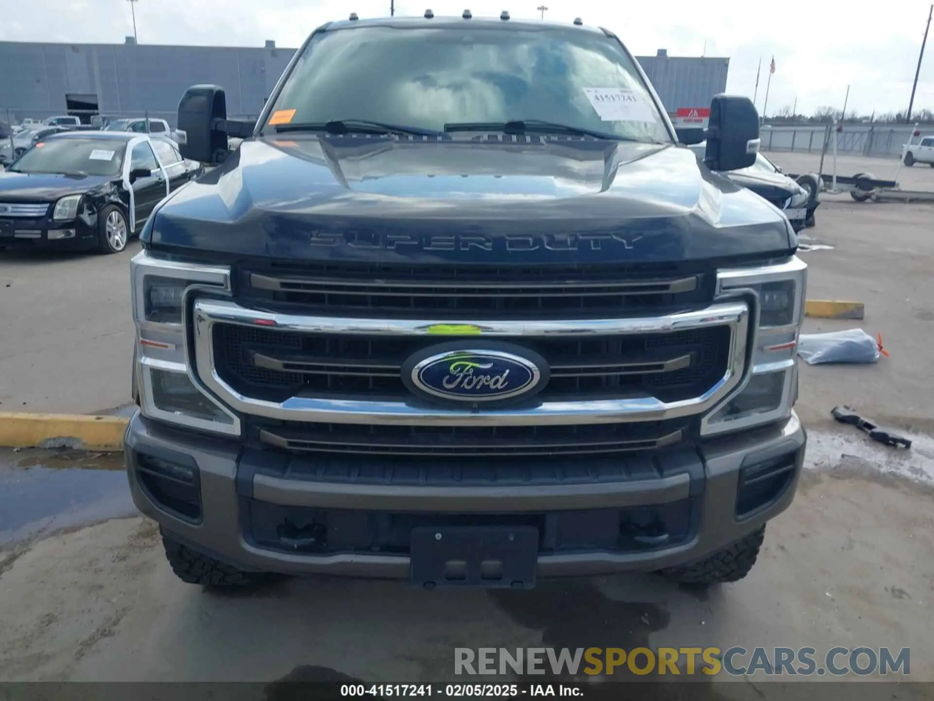 12 Photograph of a damaged car 1FT8W3BN5NEC10132 FORD F-350 2022