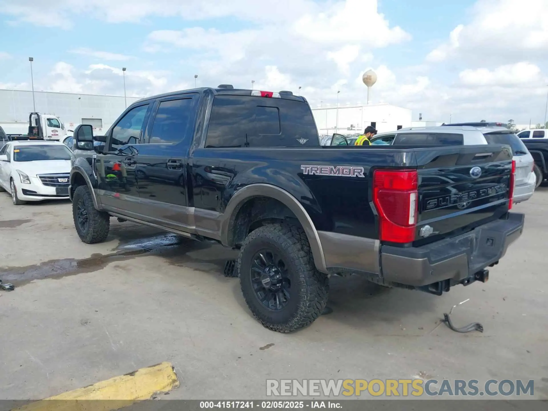 3 Photograph of a damaged car 1FT8W3BN5NEC10132 FORD F-350 2022
