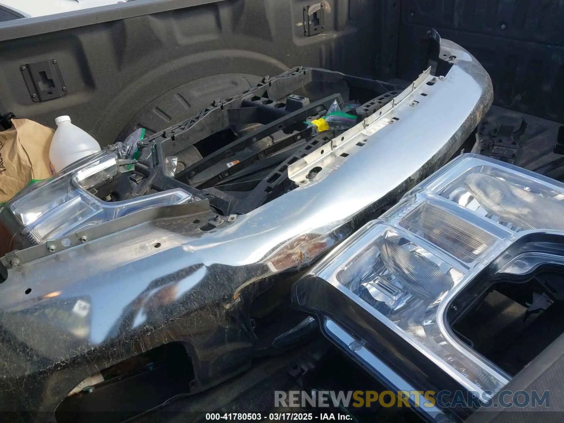 12 Photograph of a damaged car 1FT8W3BN8NEE33491 FORD F-350 2022