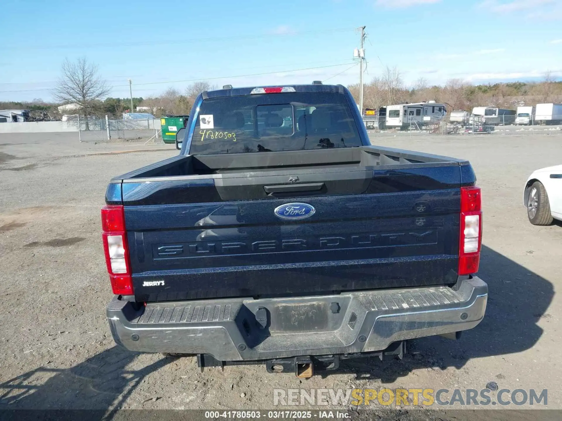 16 Photograph of a damaged car 1FT8W3BN8NEE33491 FORD F-350 2022