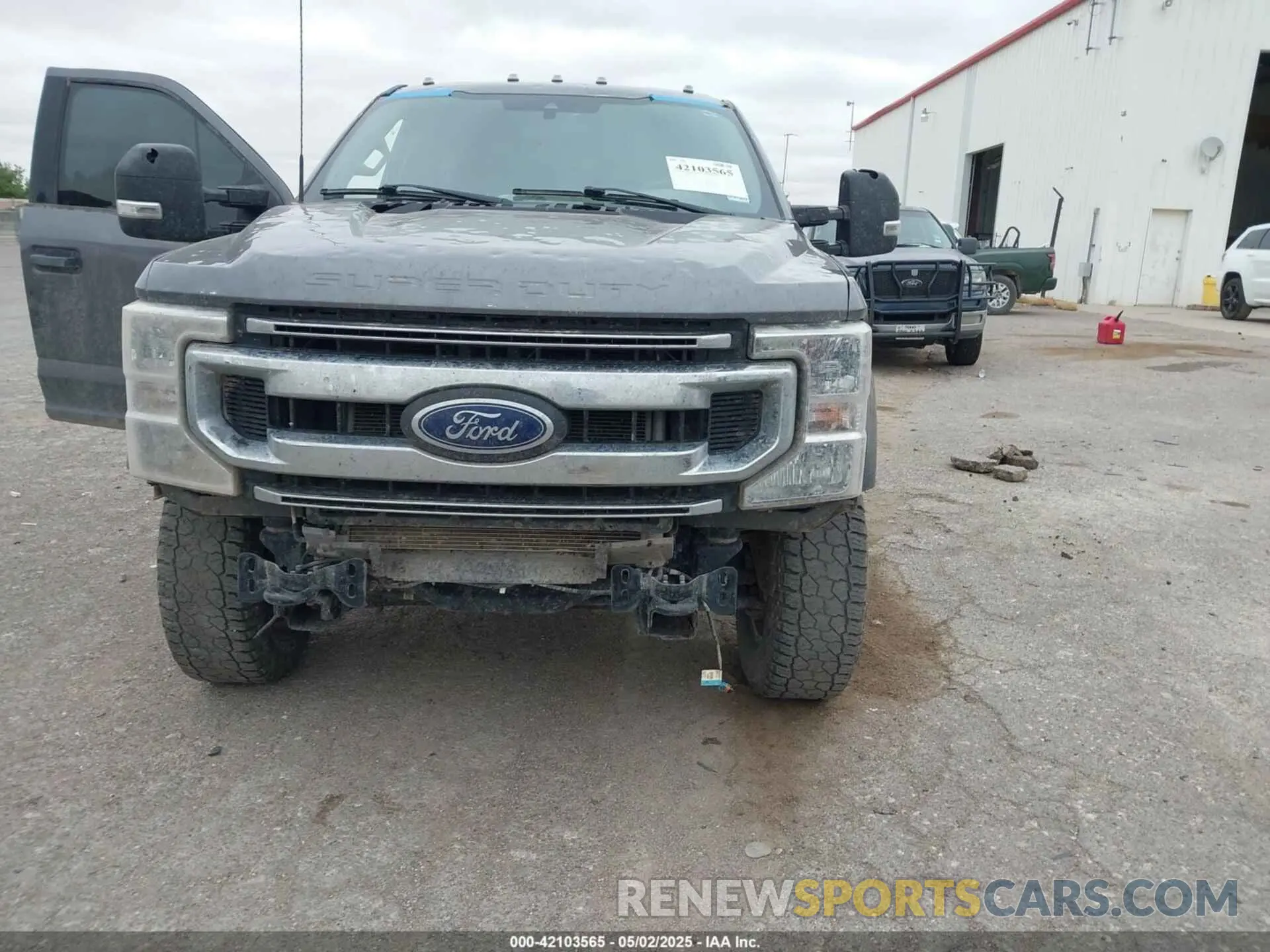 12 Photograph of a damaged car 1FT8W3BNXNED13708 FORD F-350 2022