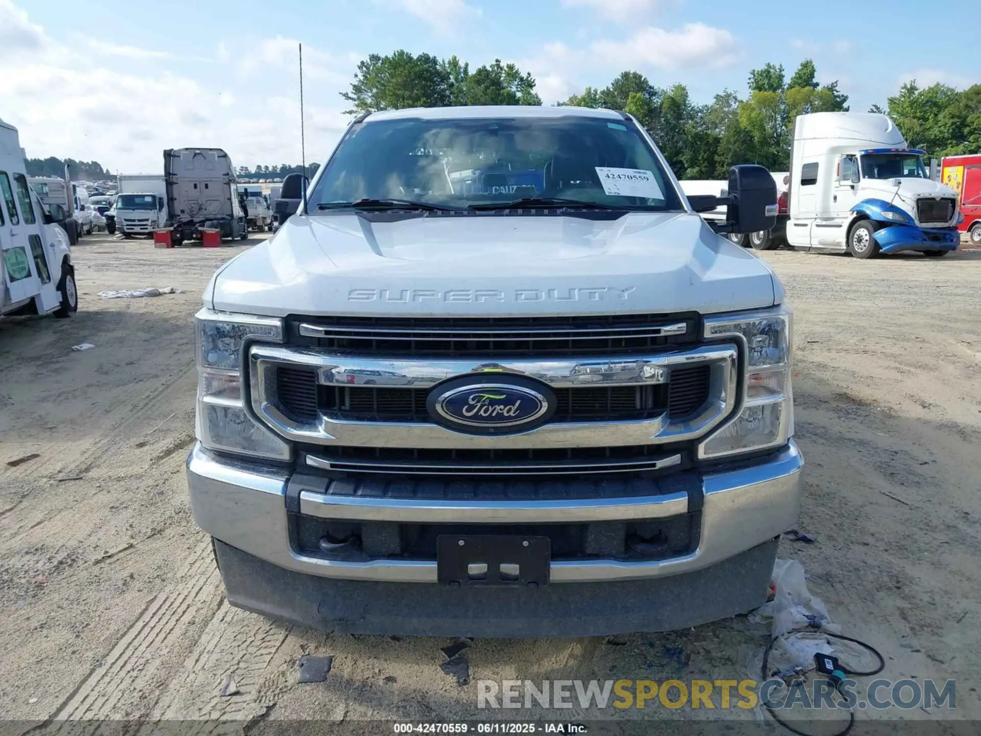 16 Photograph of a damaged car 1FT8W3BT2NEC05114 FORD F-350 2022