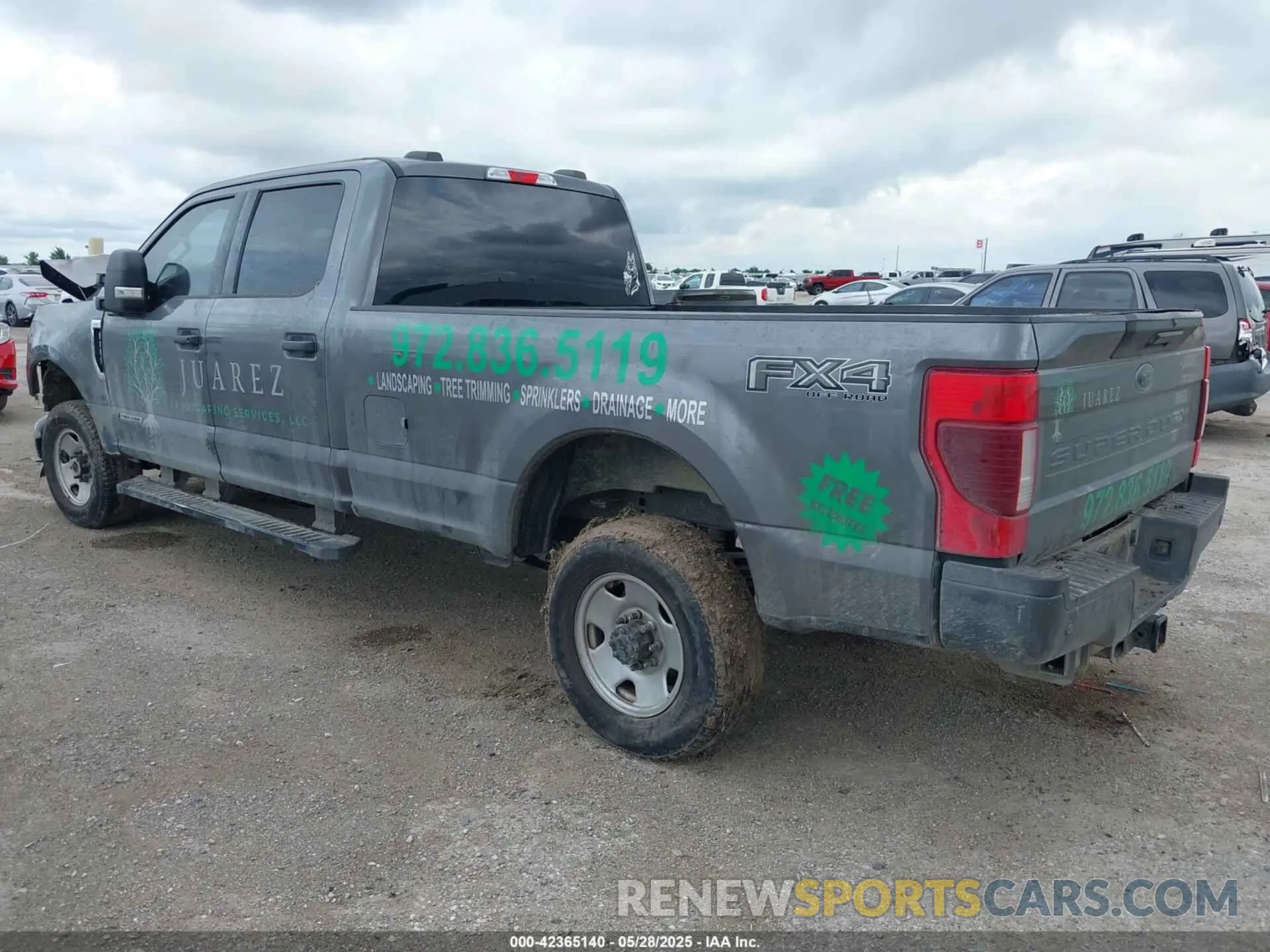 3 Photograph of a damaged car 1FT8W3BT2NED83427 FORD F-350 2022