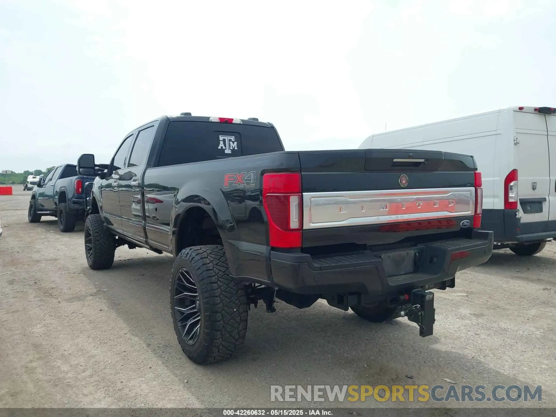 3 Photograph of a damaged car 1FT8W3BT7NEC05349 FORD F-350 2022