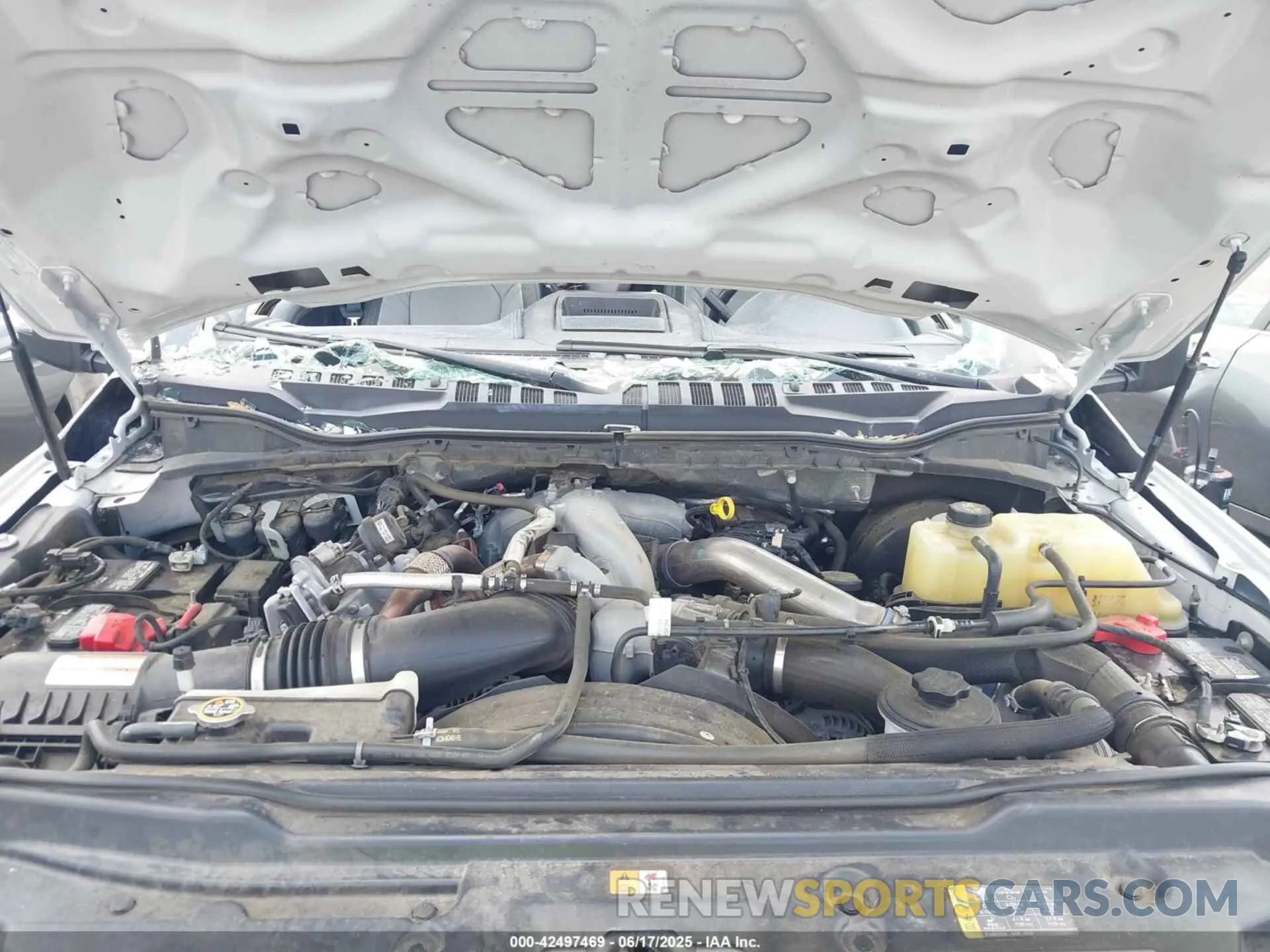 10 Photograph of a damaged car 1FT8W3BTXNEC05278 FORD F-350 2022
