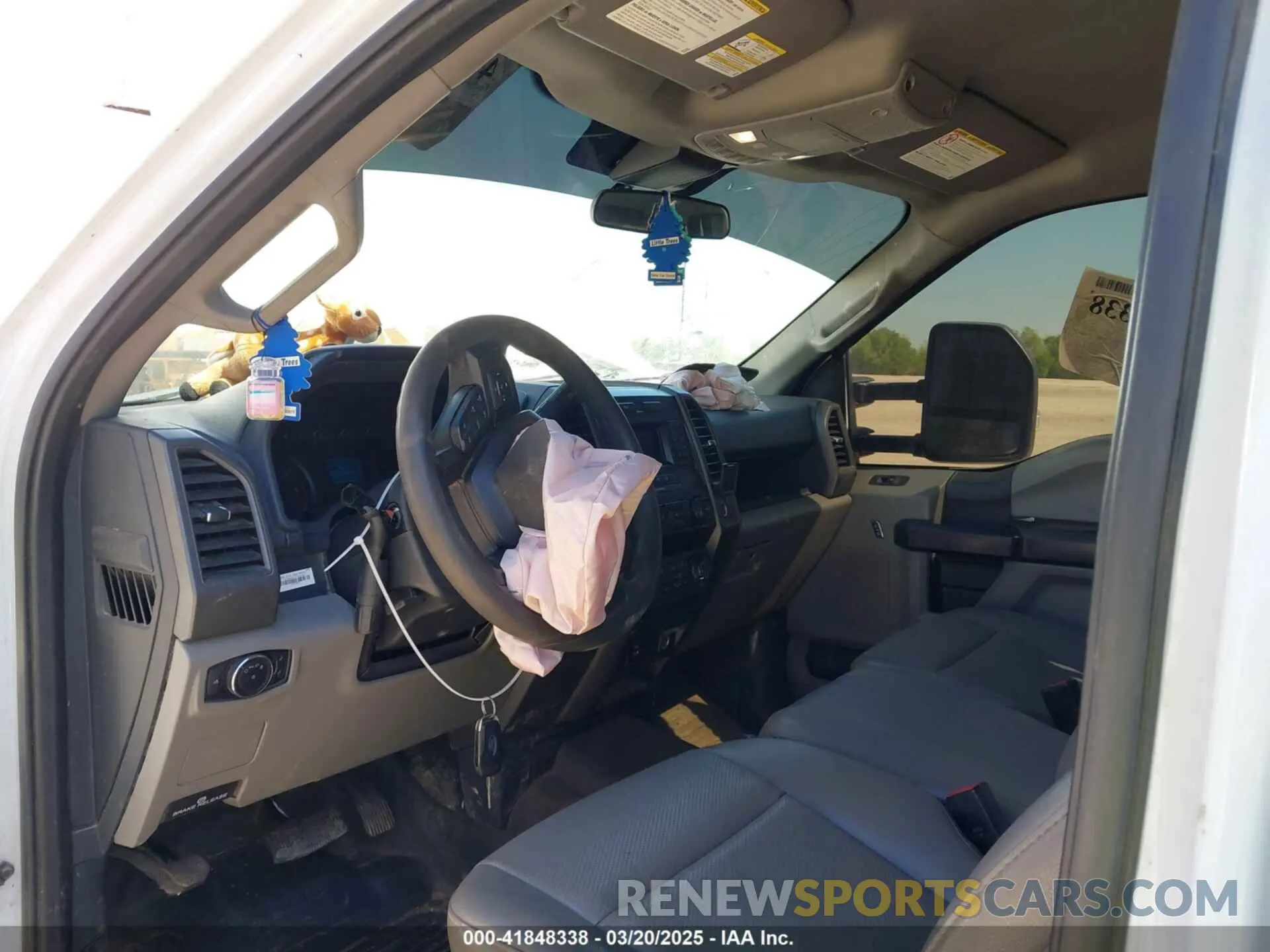 6 Photograph of a damaged car 1FT8W3C68NEE83511 FORD F-350 2022