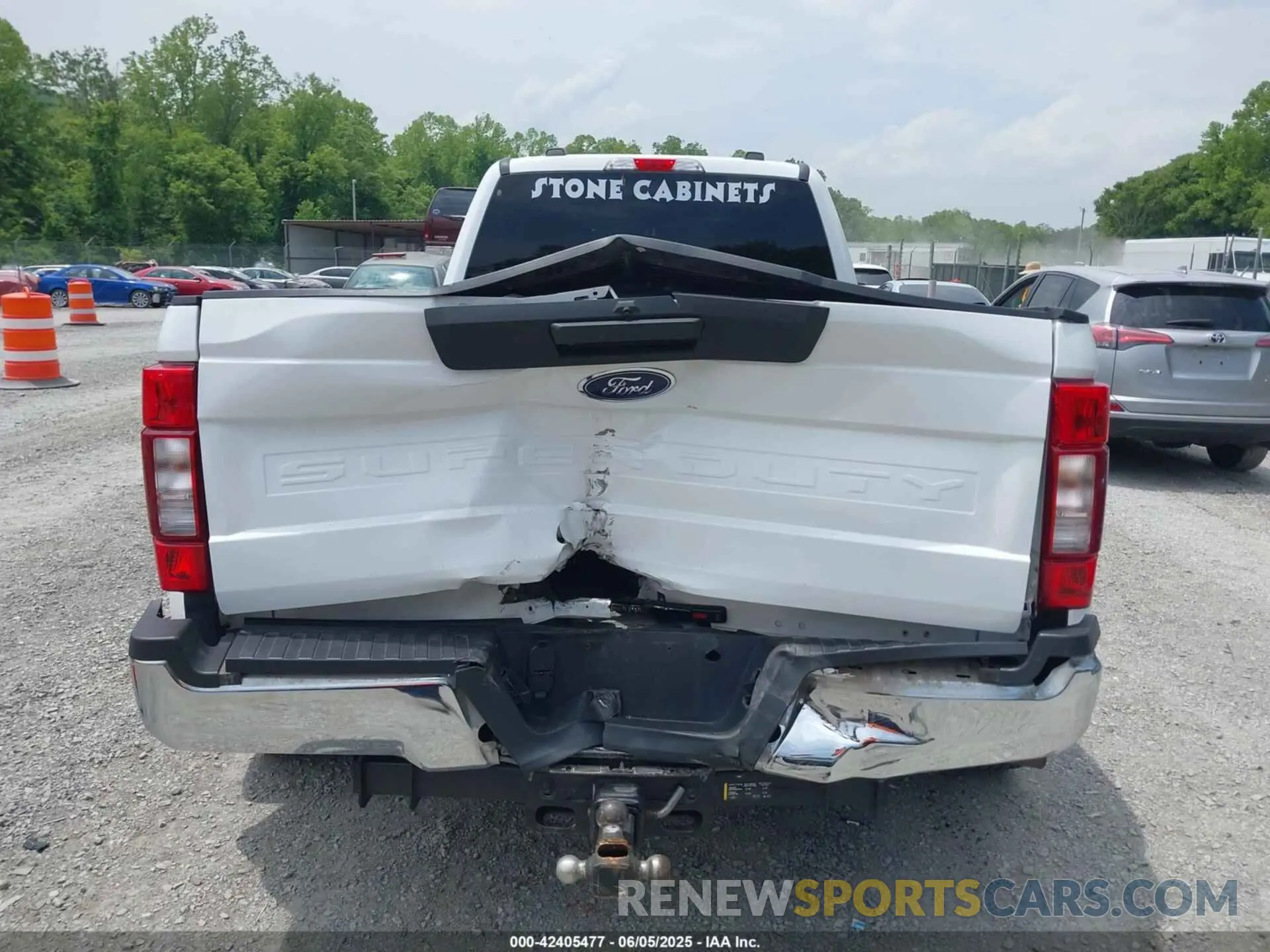 15 Photograph of a damaged car 1FT8W3DT4NEG27401 FORD F-350 2022