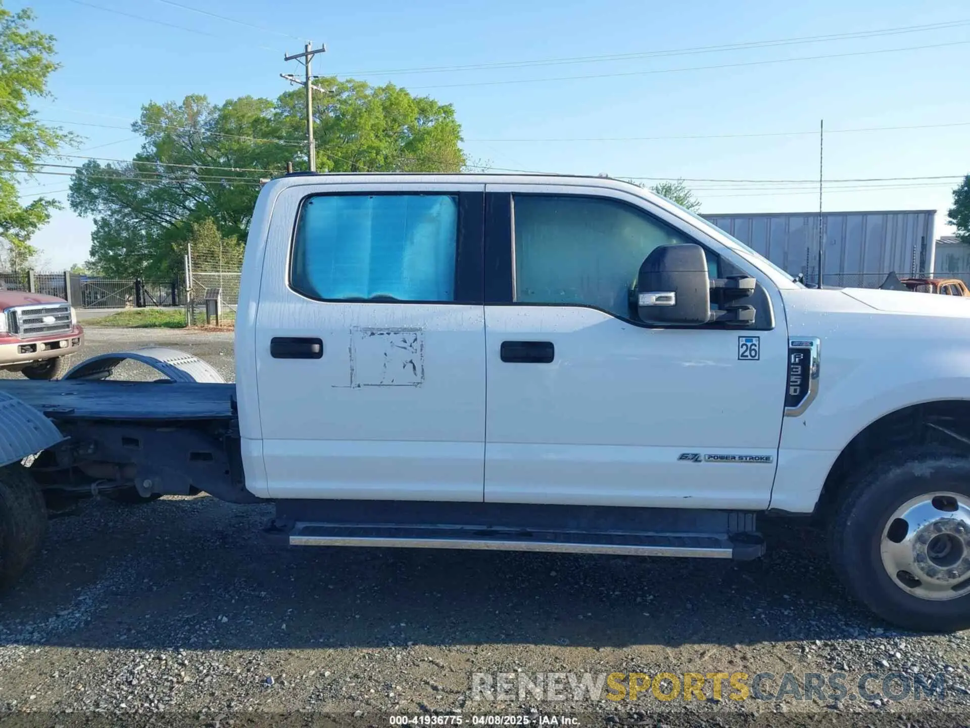 15 Photograph of a damaged car 1FT8W3DT5NEC43353 FORD F-350 2022