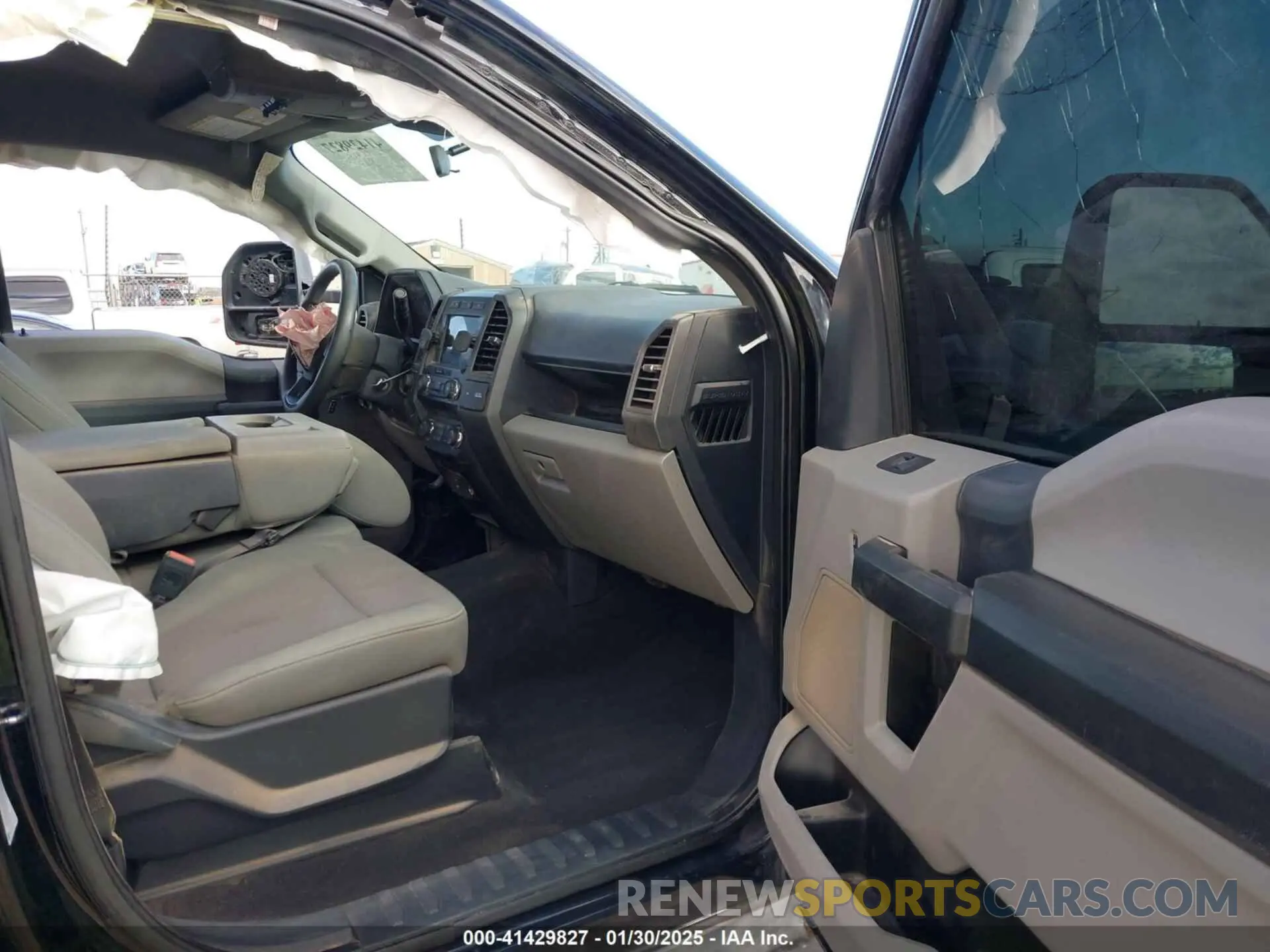 7 Photograph of a damaged car 1FT8W3DT5NED32033 FORD F-350 2022
