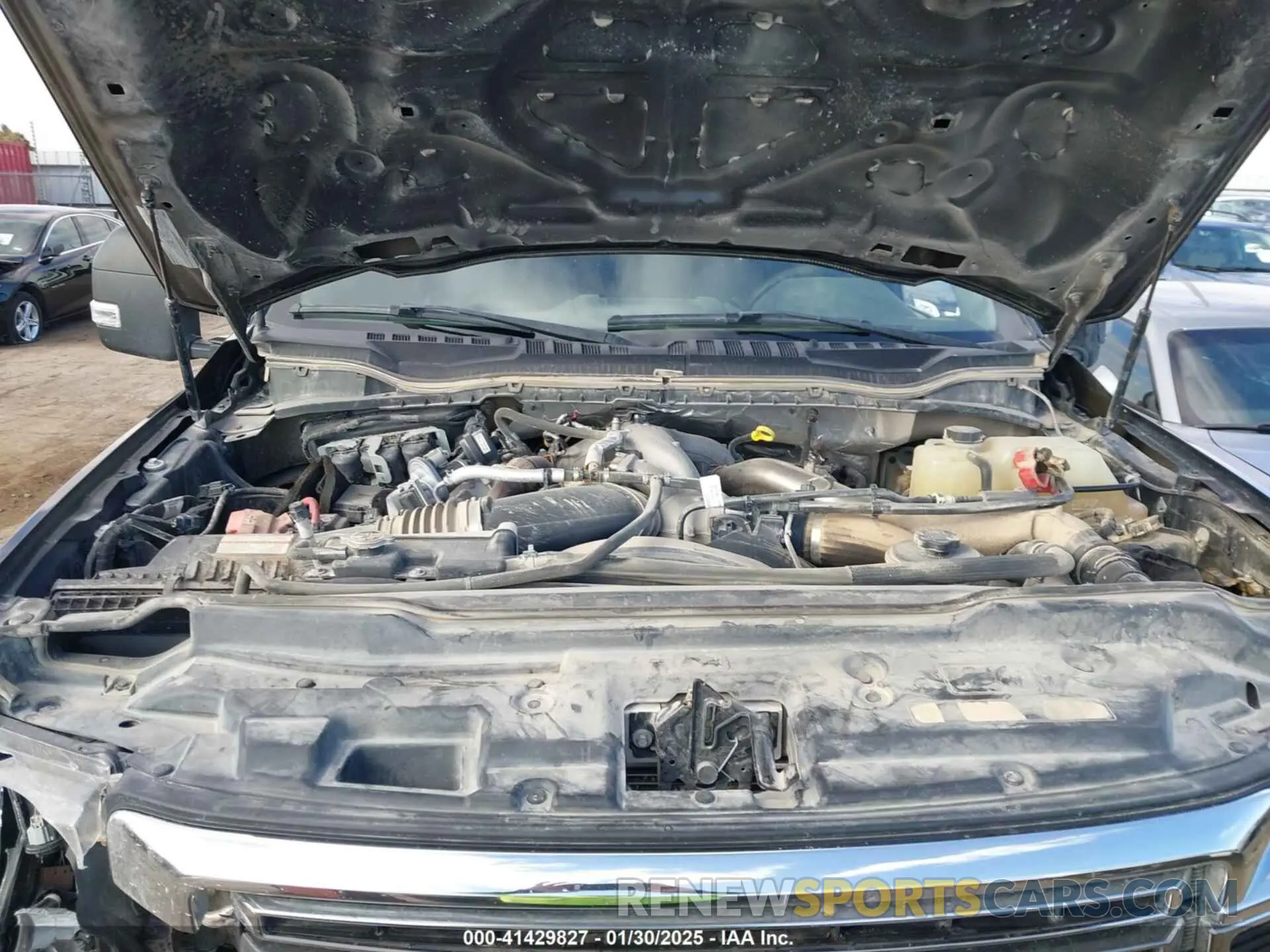 9 Photograph of a damaged car 1FT8W3DT5NED32033 FORD F-350 2022