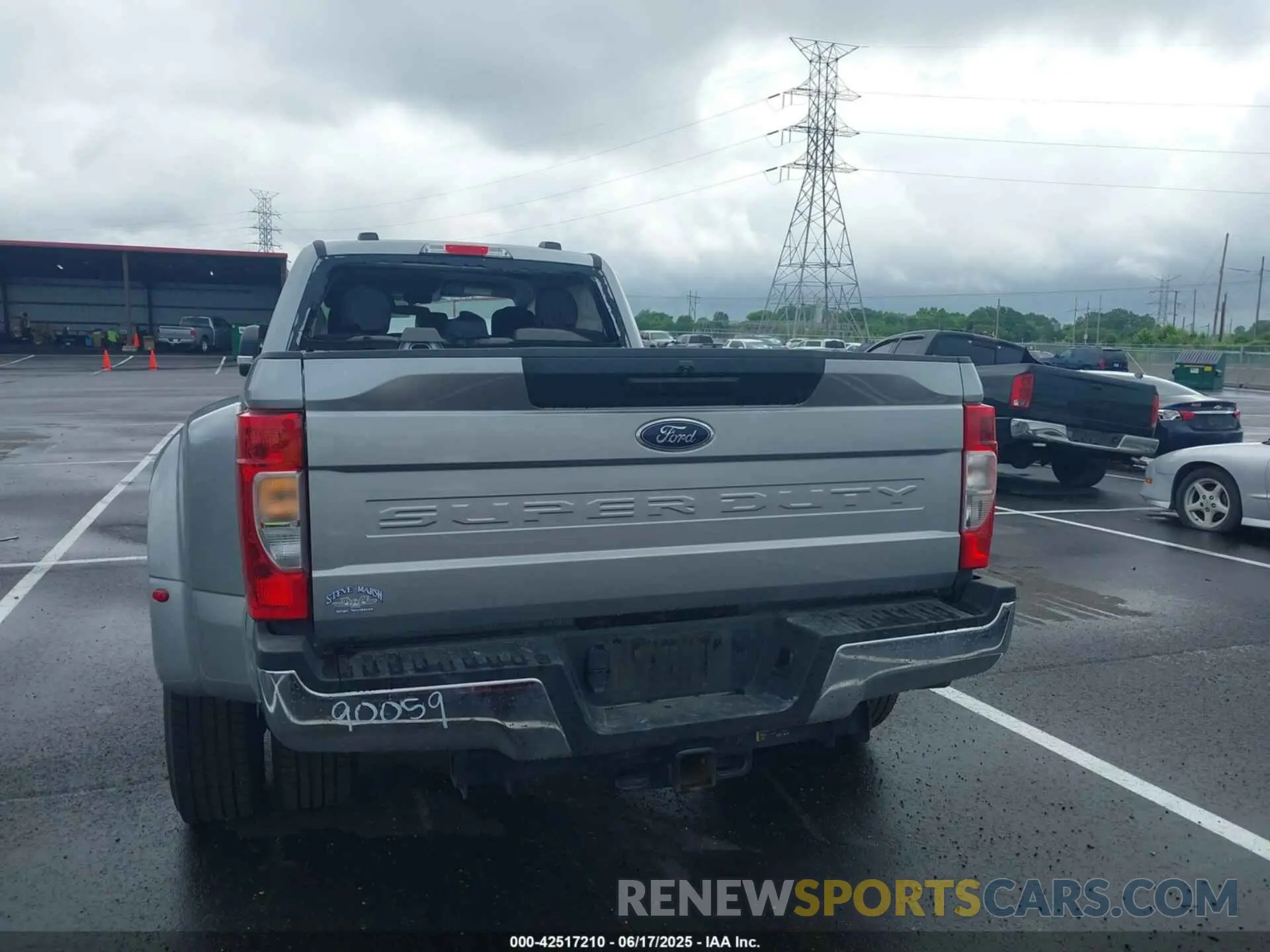 14 Photograph of a damaged car 1FT8W3DT5NEE76374 FORD F-350 2022