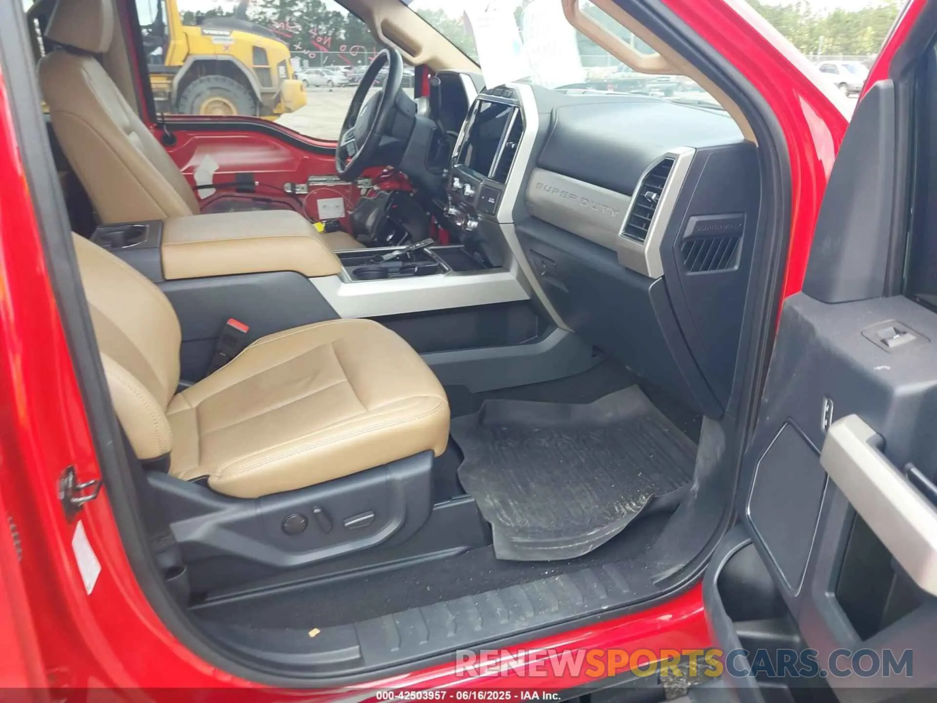 7 Photograph of a damaged car 1FT8W3DT8NEE75459 FORD F-350 2022