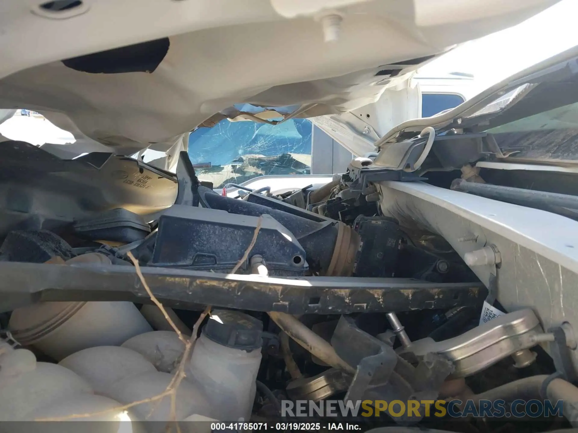 9 Photograph of a damaged car 1FT8X3B6XNED42695 FORD F-350 2022