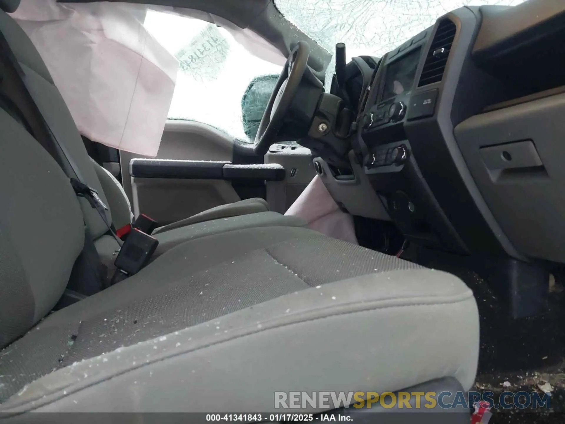 5 Photograph of a damaged car 1FT8X3BN2NEF95257 FORD F-350 2022