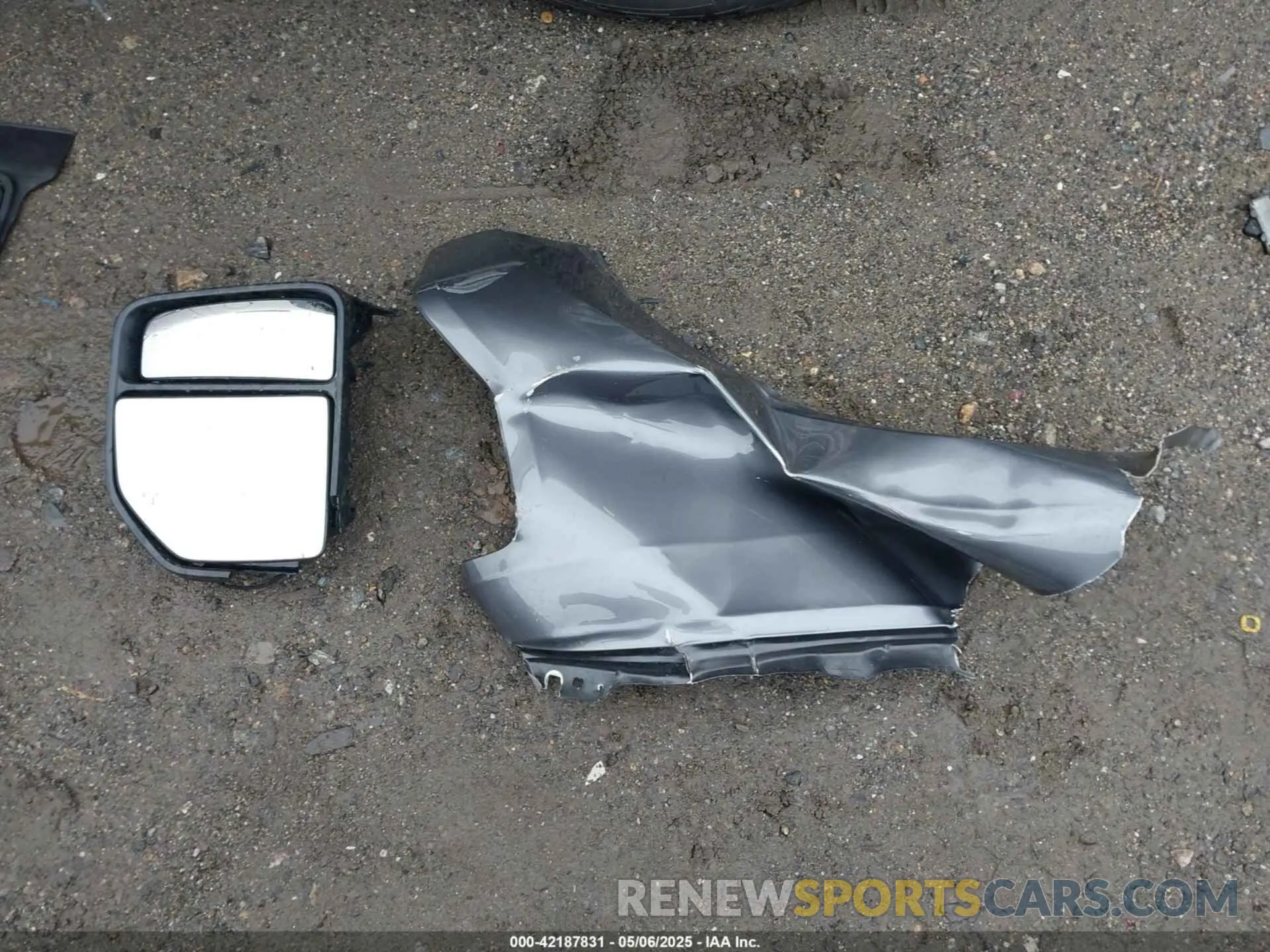 12 Photograph of a damaged car 1FT8X3BN7NEE11690 FORD F-350 2022