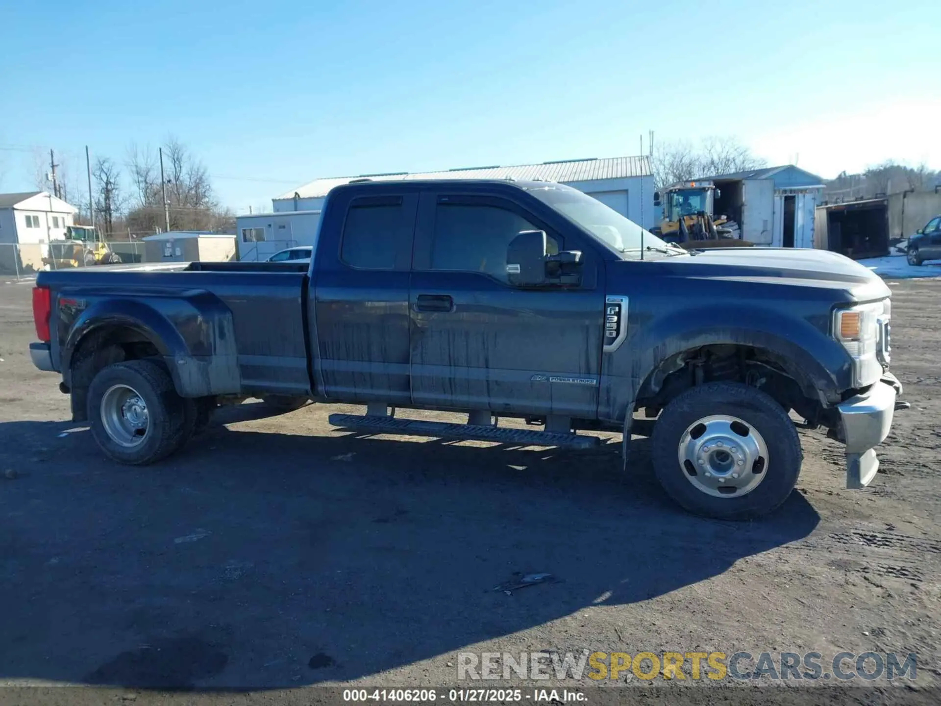 13 Photograph of a damaged car 1FT8X3DT4NEE12260 FORD F-350 2022