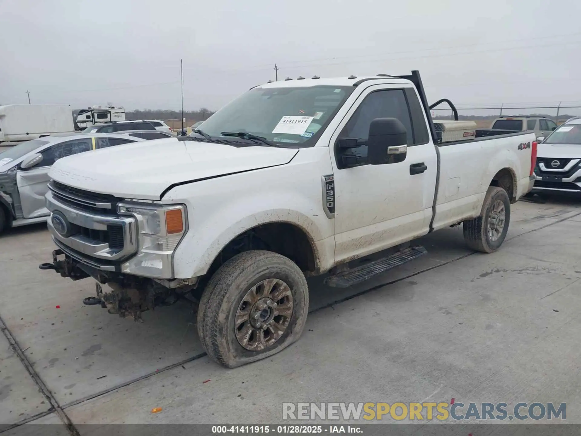 2 Photograph of a damaged car 1FTRF3B60NEG44133 FORD F-350 2022