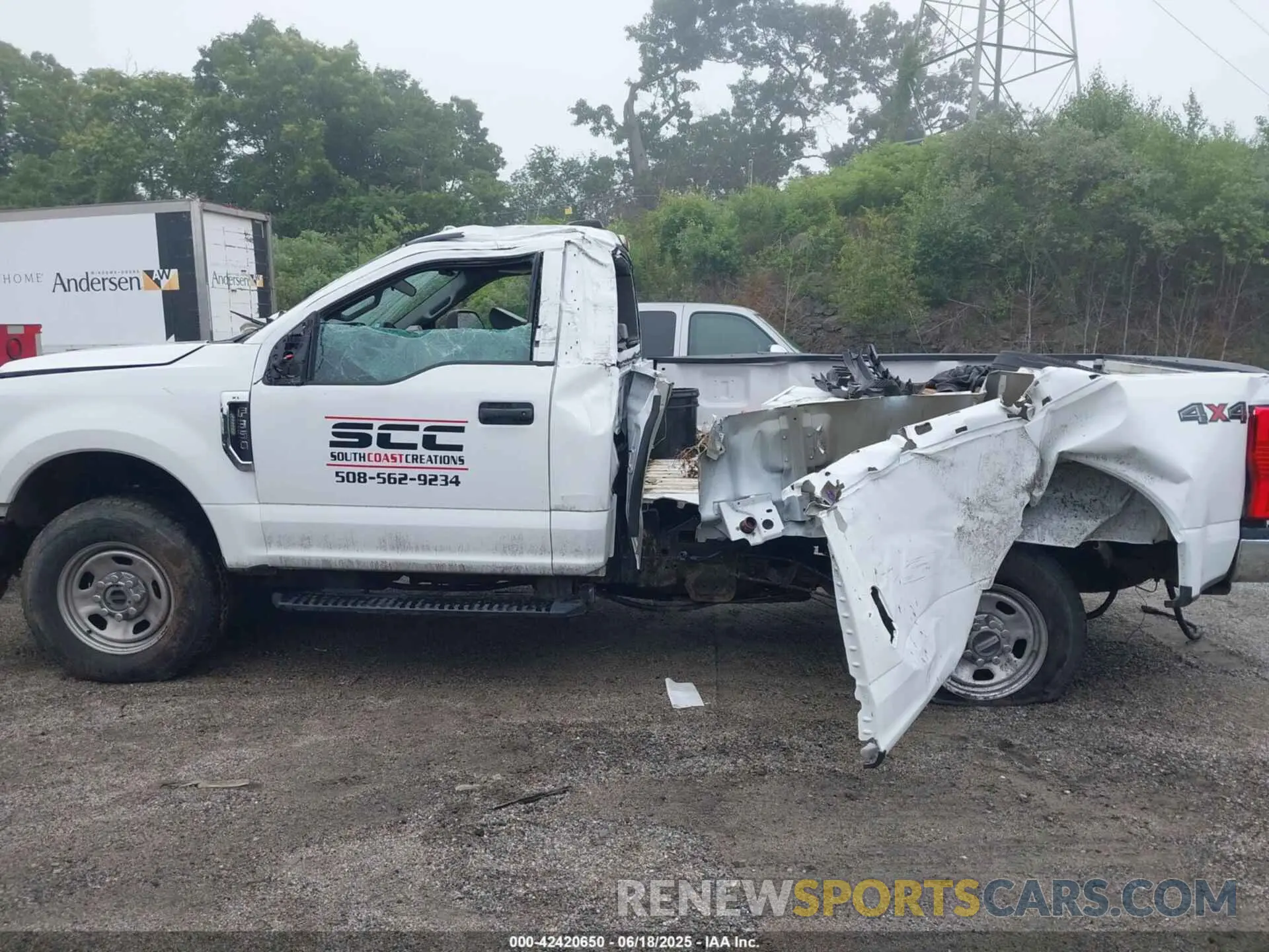 14 Photograph of a damaged car 1FTRF3B62NEC00753 FORD F-350 2022