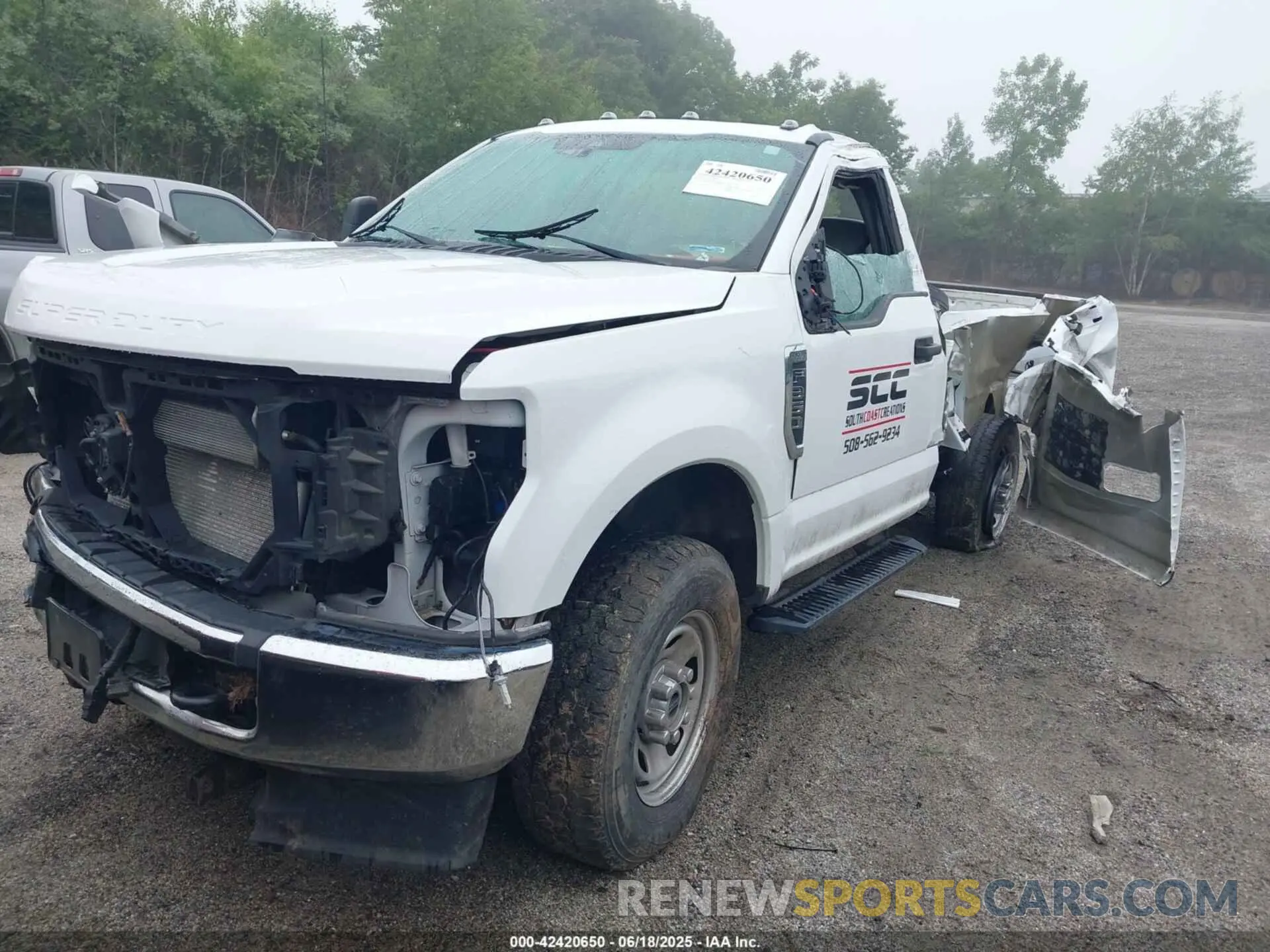 2 Photograph of a damaged car 1FTRF3B62NEC00753 FORD F-350 2022