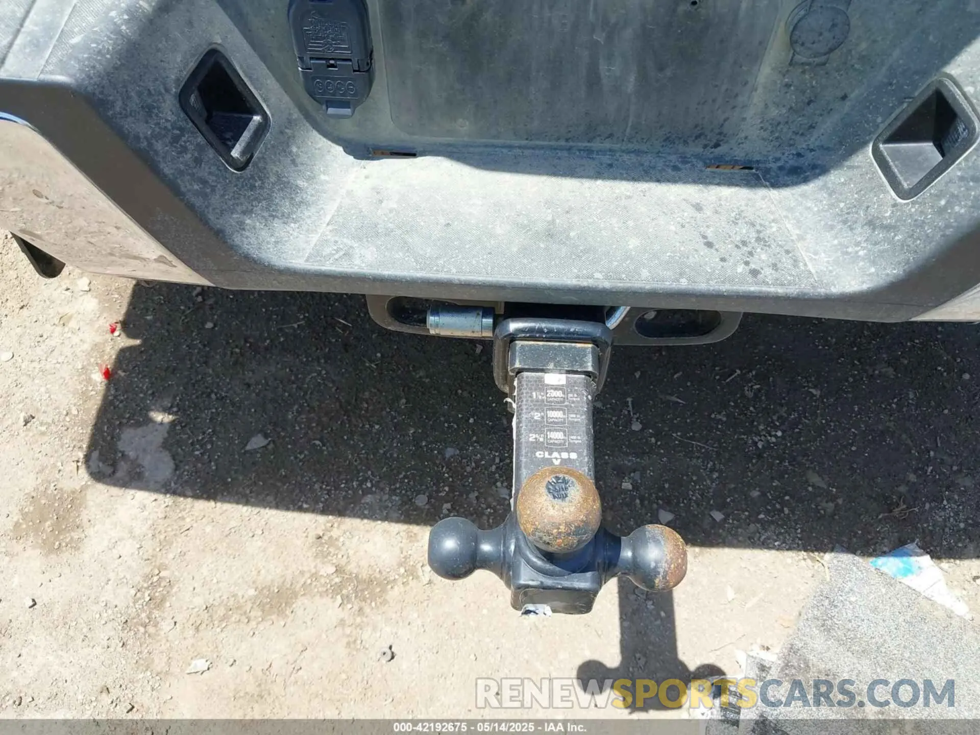 18 Photograph of a damaged car 1FTRF3DTXNED40326 FORD F-350 2022