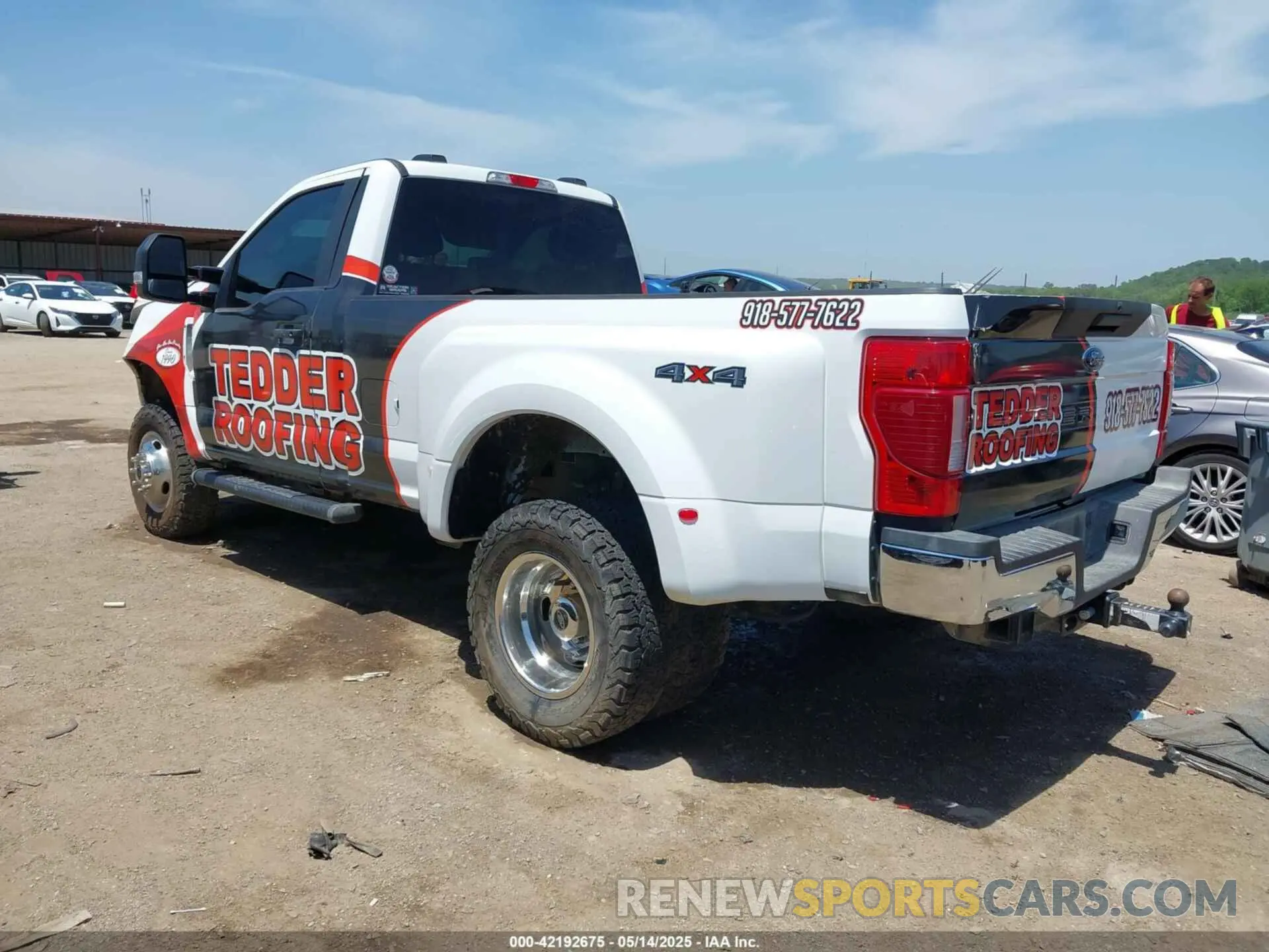 3 Photograph of a damaged car 1FTRF3DTXNED40326 FORD F-350 2022