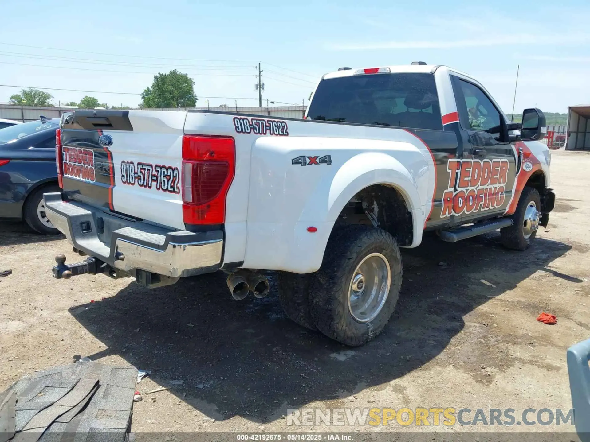 4 Photograph of a damaged car 1FTRF3DTXNED40326 FORD F-350 2022