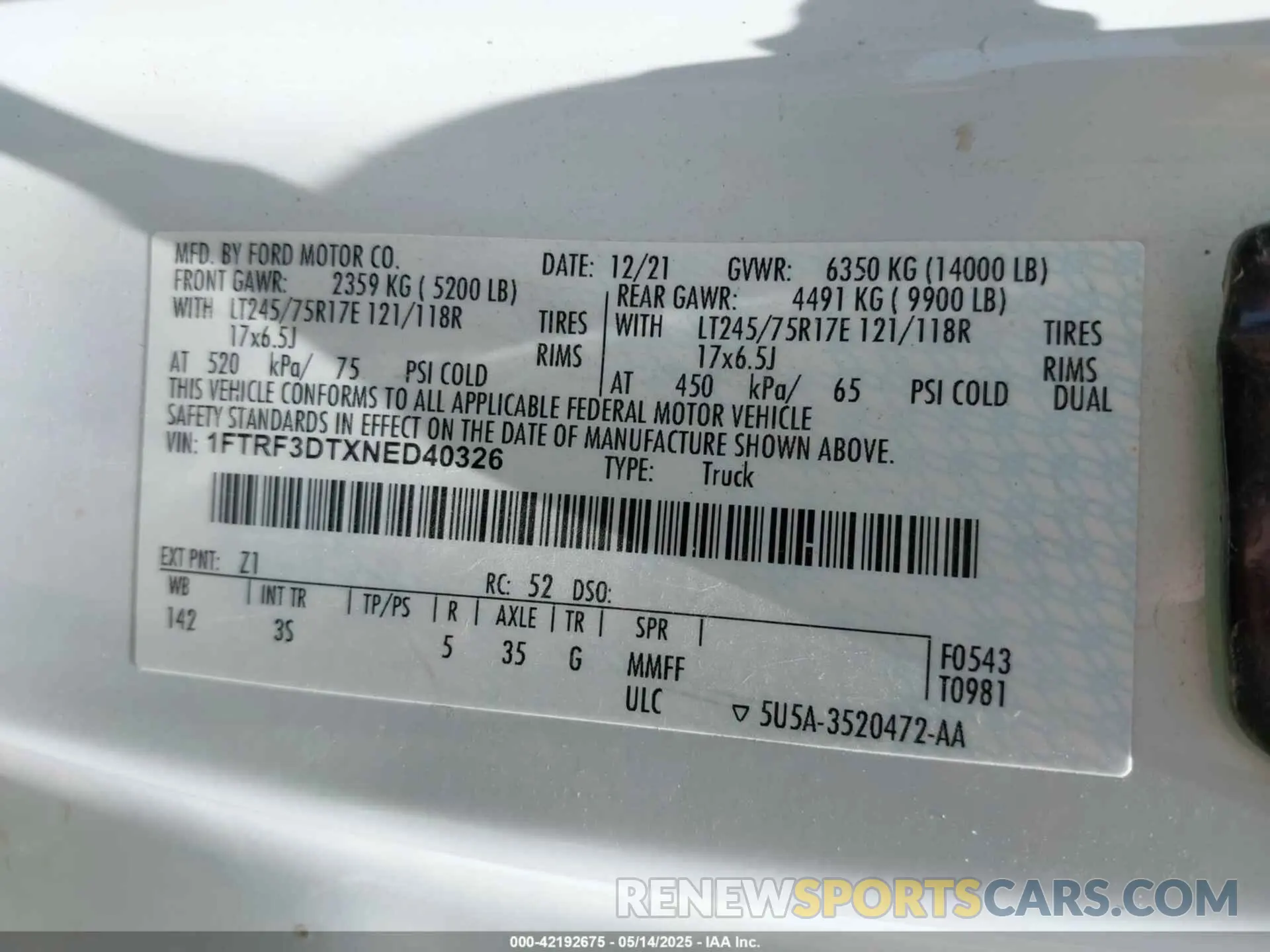 8 Photograph of a damaged car 1FTRF3DTXNED40326 FORD F-350 2022