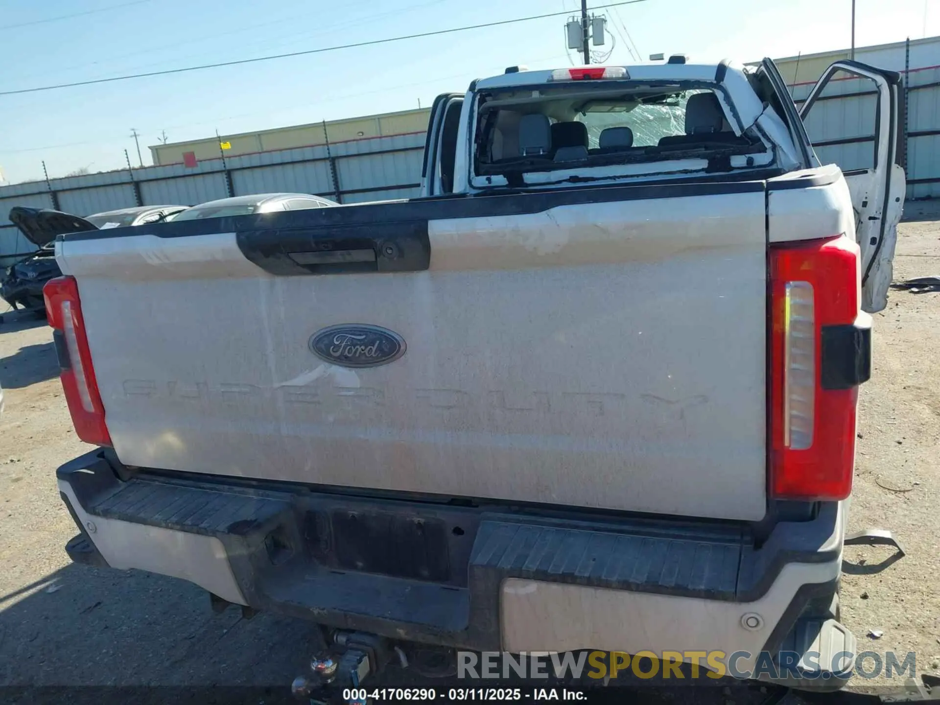 14 Photograph of a damaged car 1FT8W3BT0PED83199 FORD F-350 2023