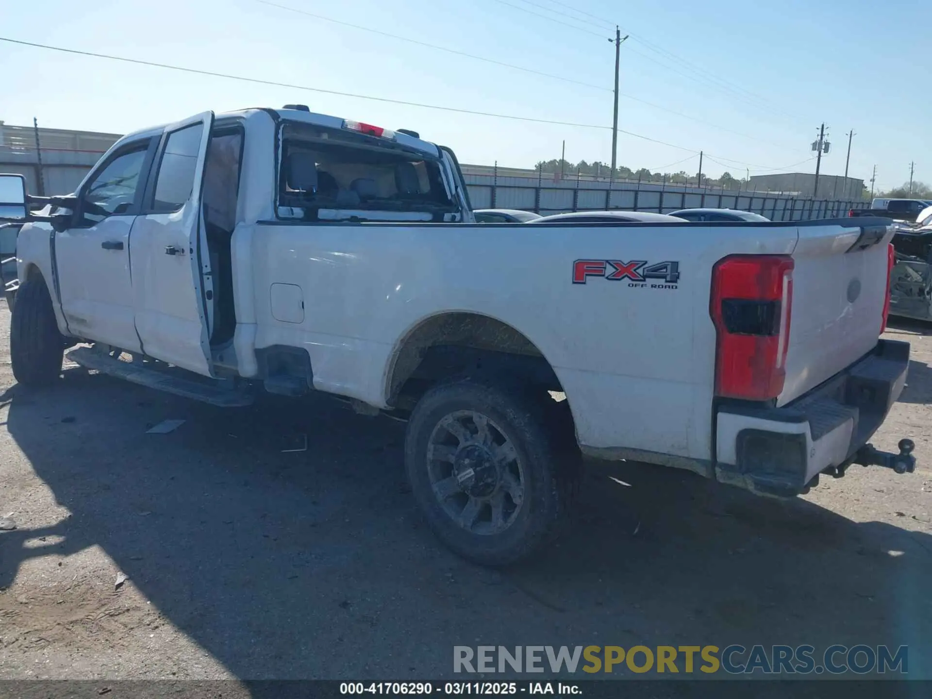 3 Photograph of a damaged car 1FT8W3BT0PED83199 FORD F-350 2023