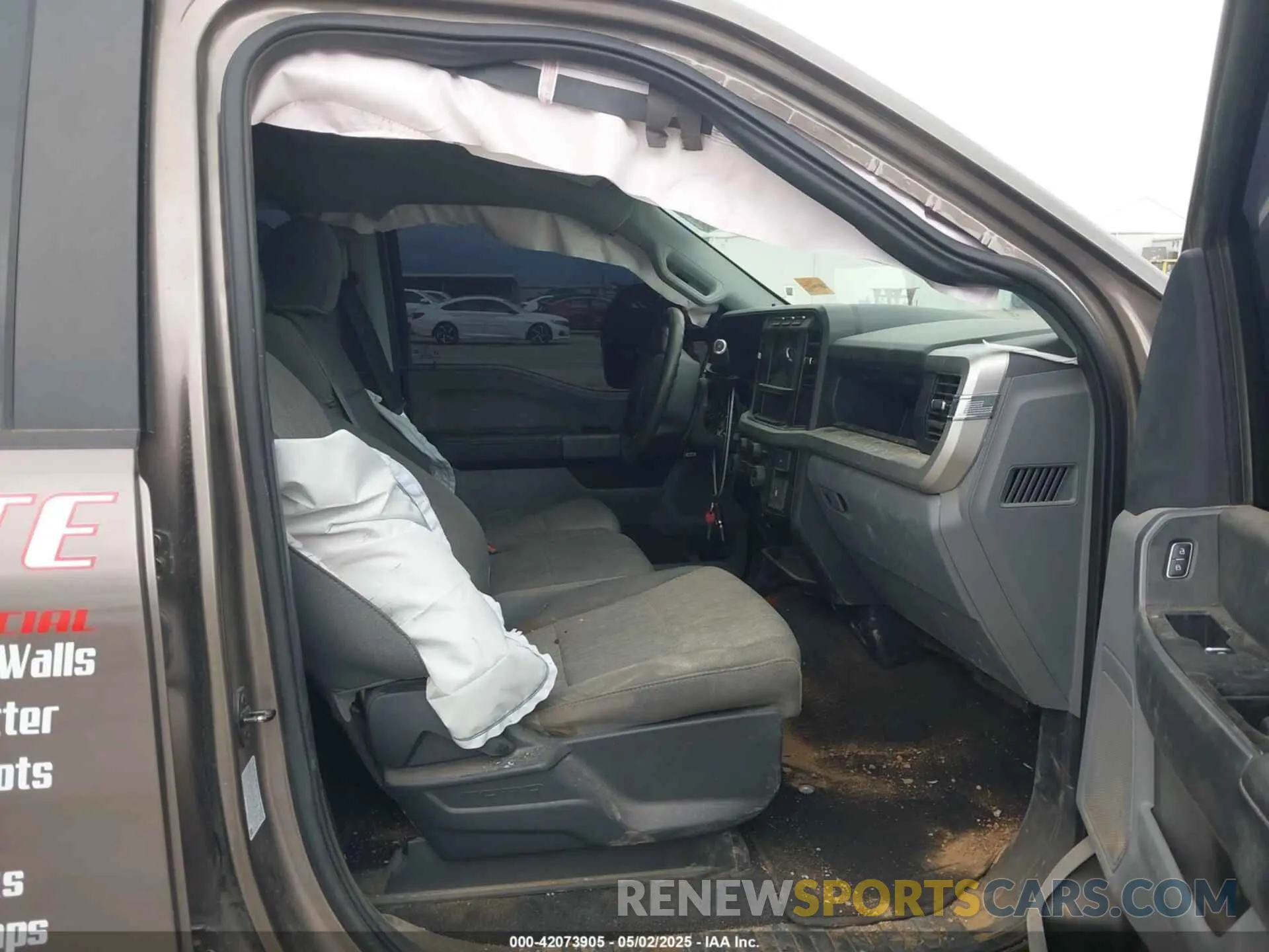 7 Photograph of a damaged car 1FT8W3BT5PED08255 FORD F-350 2023