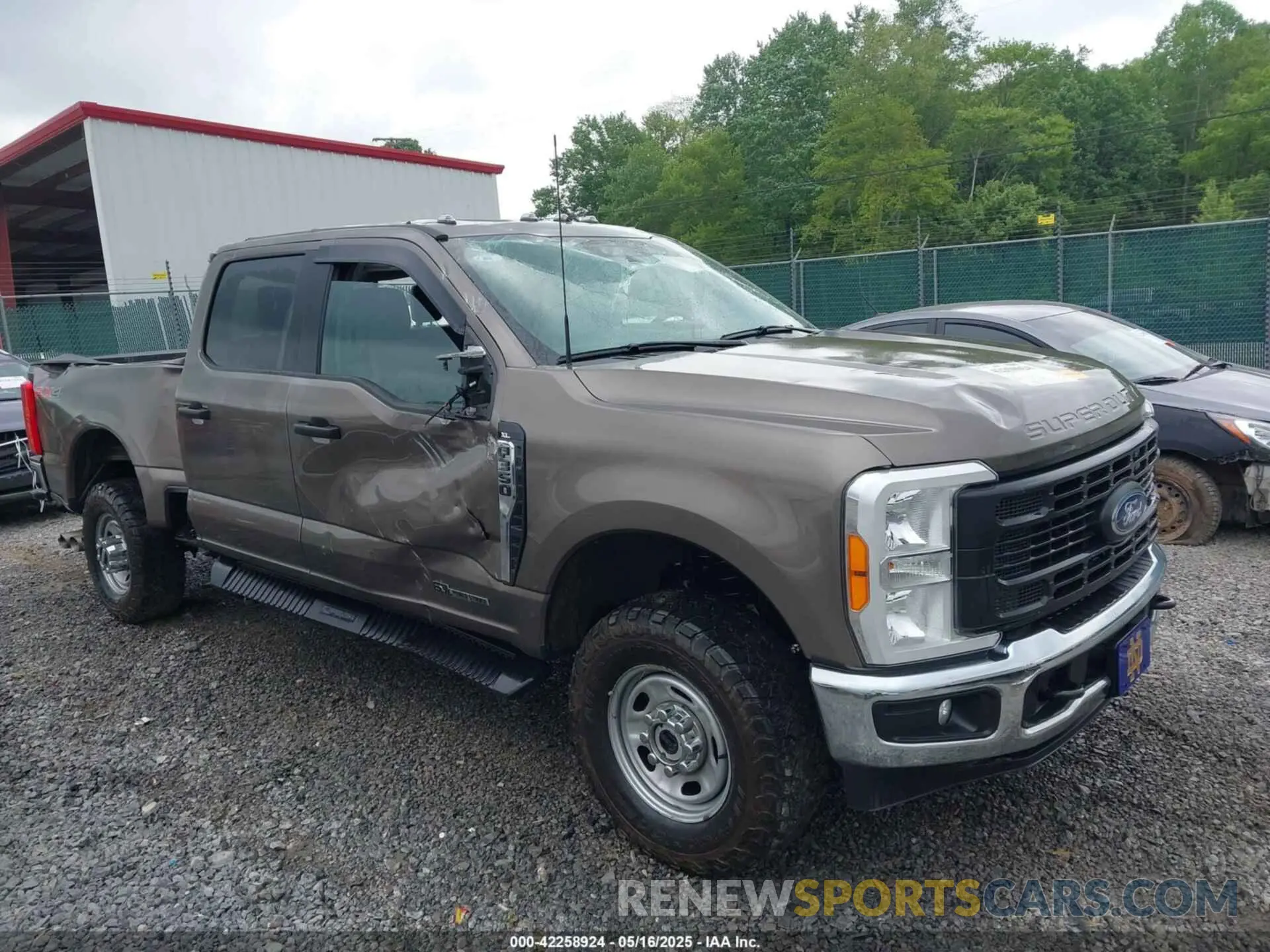 1 Photograph of a damaged car 1FT8W3BT8PEE10715 FORD F-350 2023