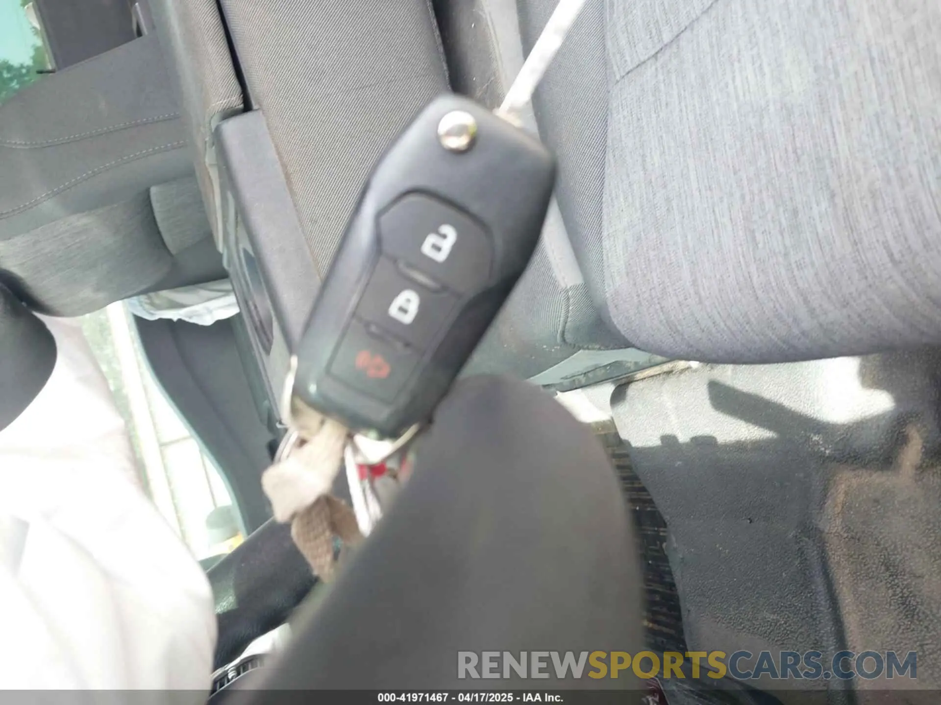 11 Photograph of a damaged car 1FT8W3DT0PEE22337 FORD F-350 2023