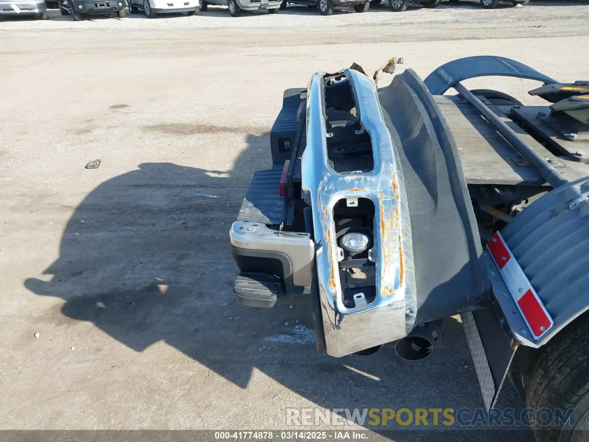 12 Photograph of a damaged car 1FT8W3DT1PEC85117 FORD F-350 2023