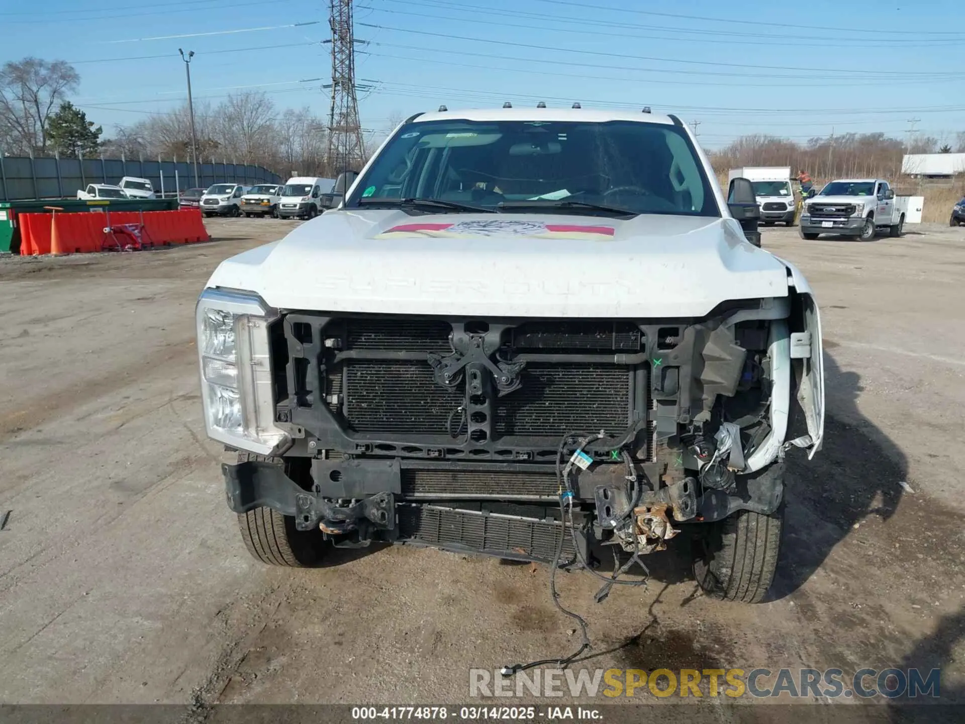 14 Photograph of a damaged car 1FT8W3DT1PEC85117 FORD F-350 2023