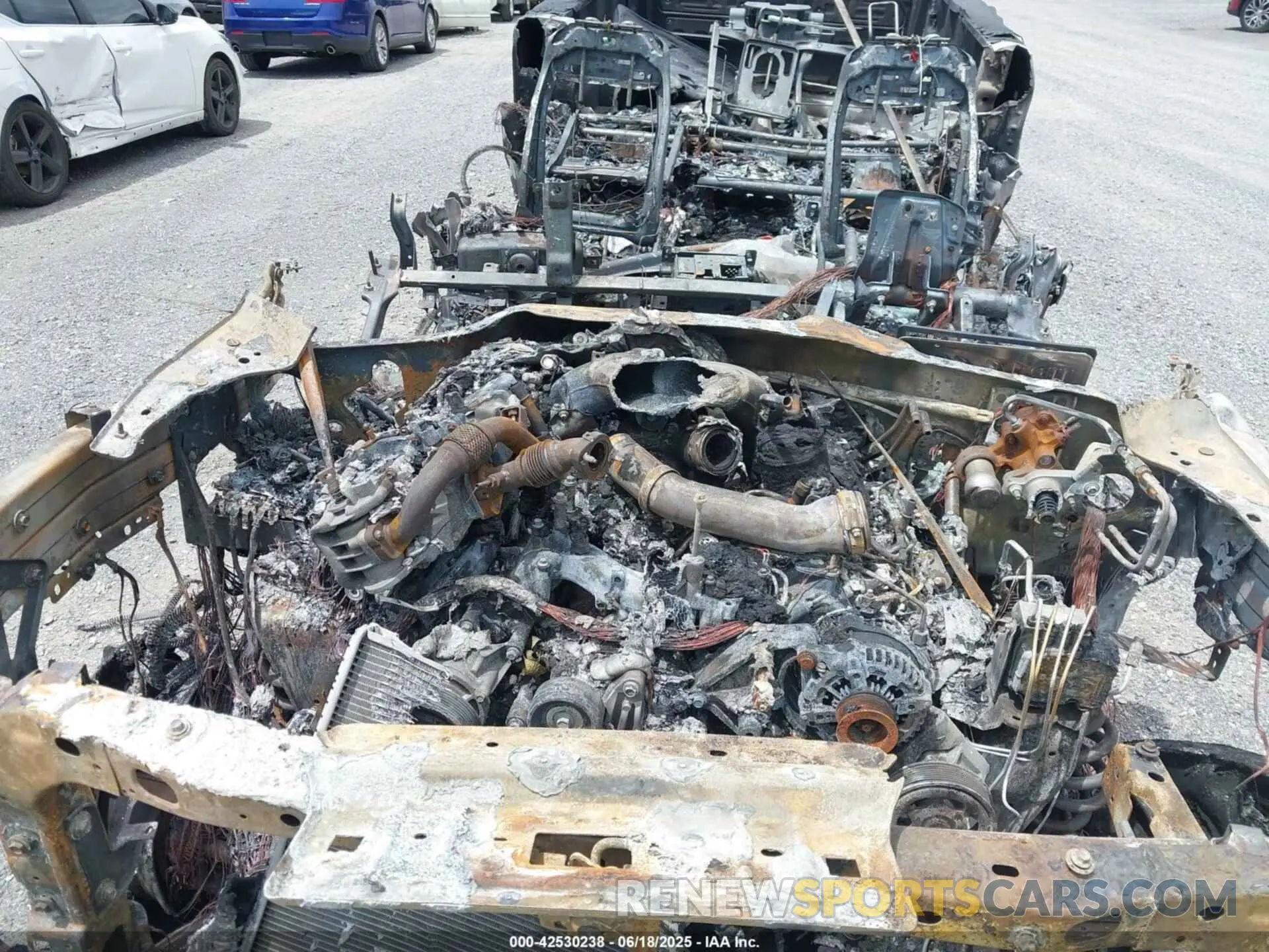 10 Photograph of a damaged car 1FT8W3DT9PEC97614 FORD F-350 2023