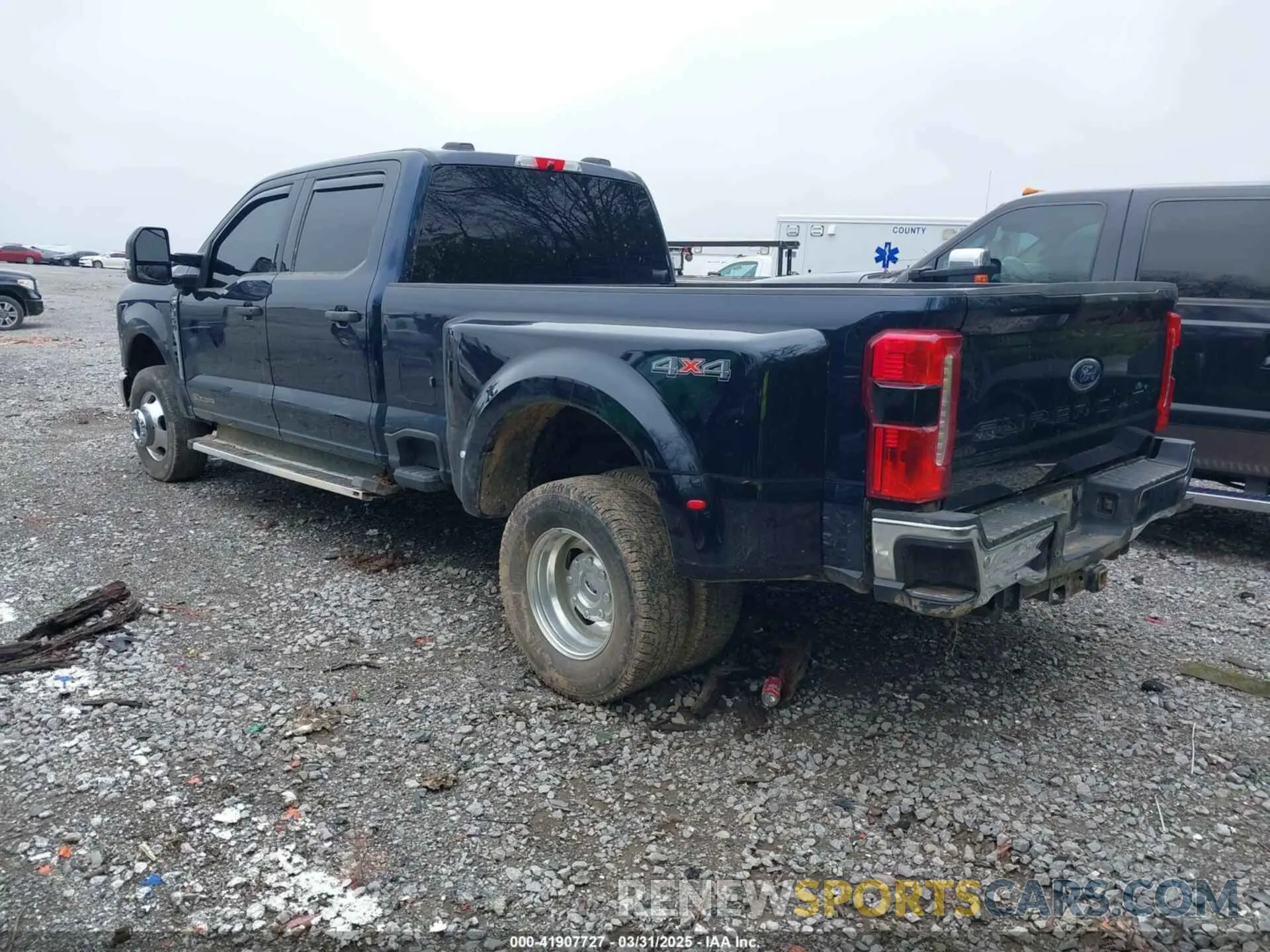 3 Photograph of a damaged car 1FT8W3DT9PED87149 FORD F-350 2023