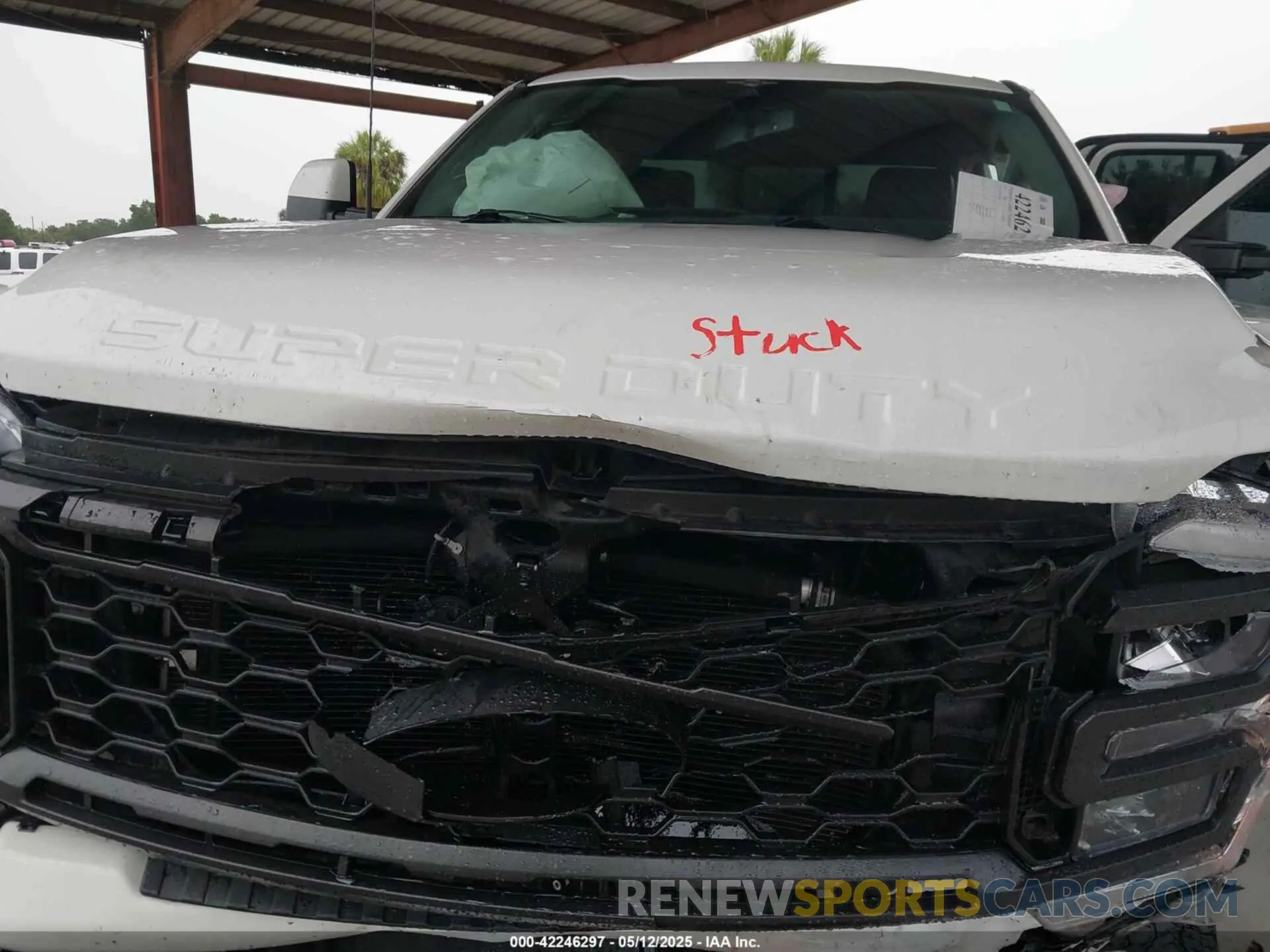 10 Photograph of a damaged car 1FT8X3BM5PEC20361 FORD F-350 2023