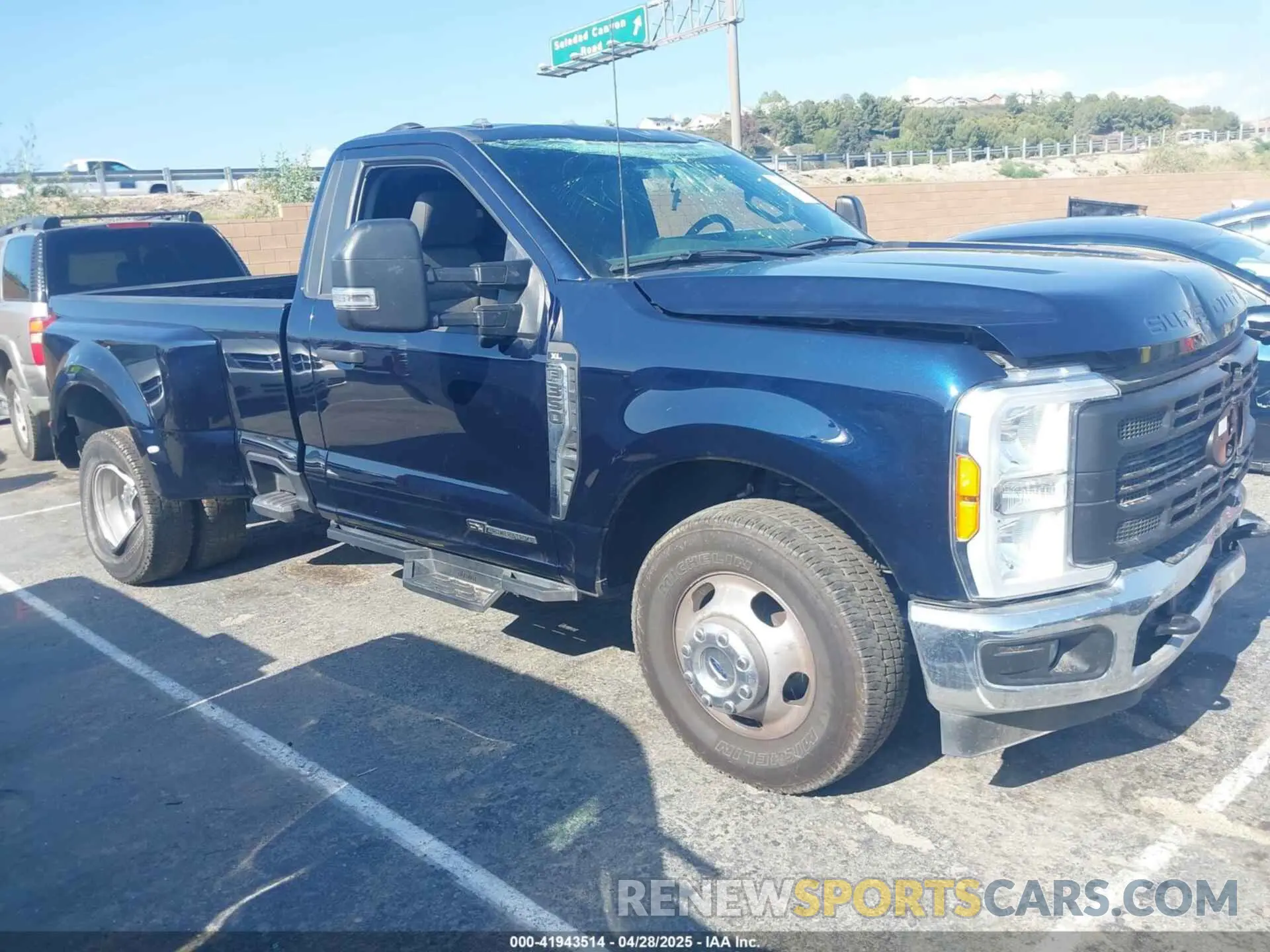 1 Photograph of a damaged car 1FTRF3CT0PED35480 FORD F-350 2023