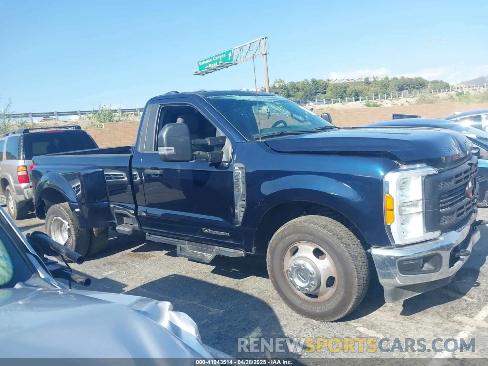 13 Photograph of a damaged car 1FTRF3CT0PED35480 FORD F-350 2023