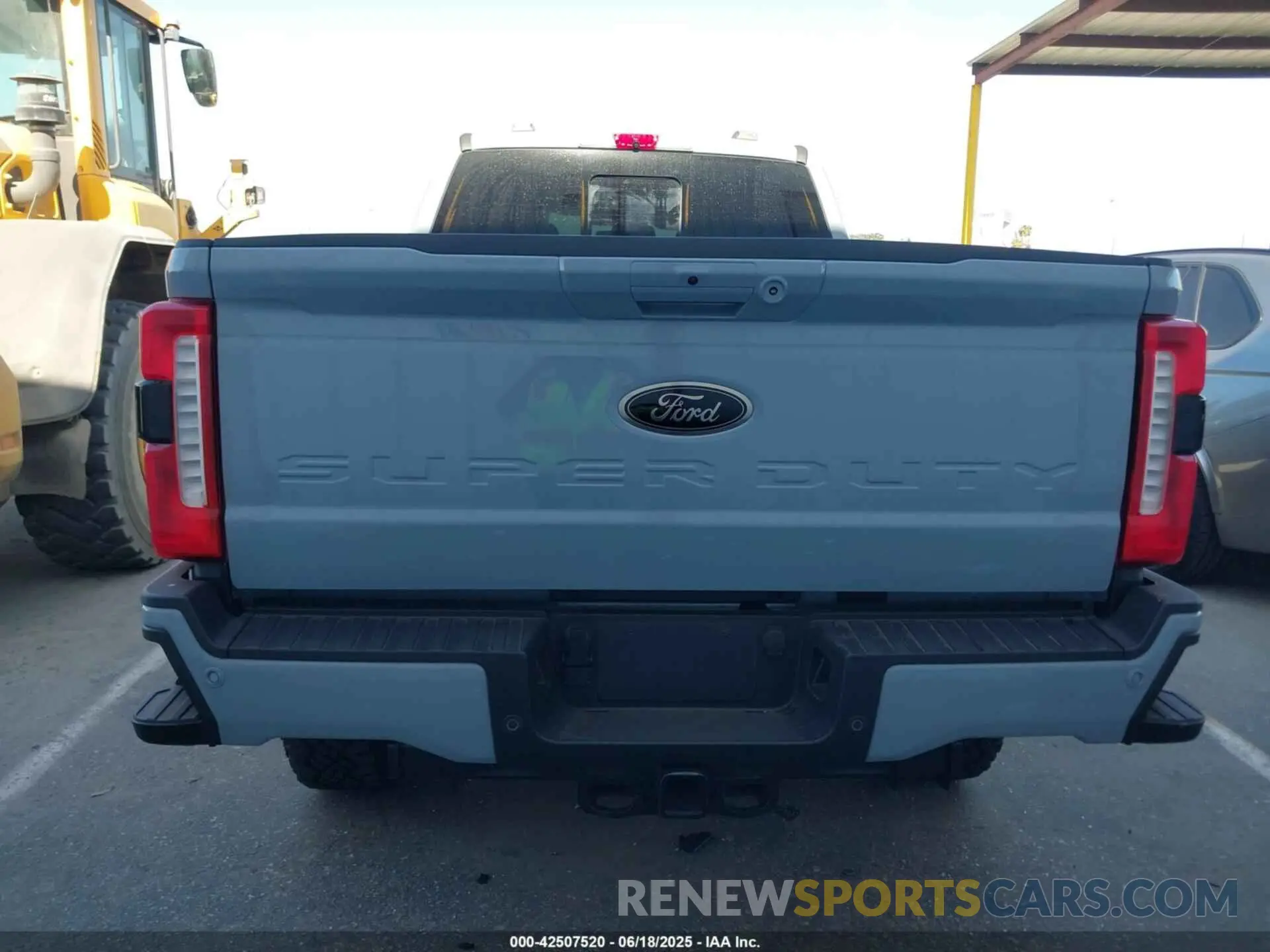 15 Photograph of a damaged car 1FT8W3BM3RED90868 FORD F-350 2024