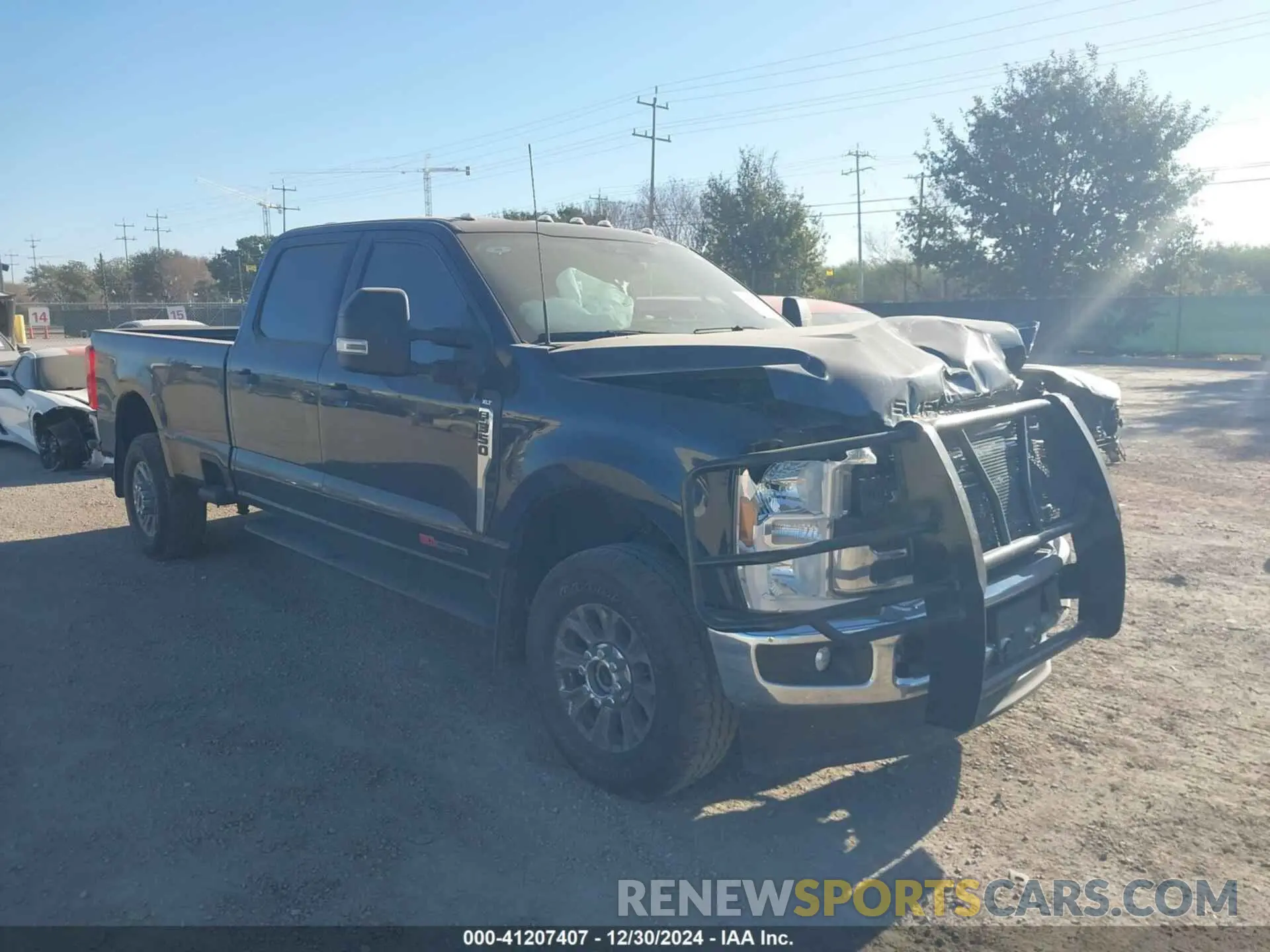 1 Photograph of a damaged car 1FT8W3BM4RED28718 FORD F-350 2024
