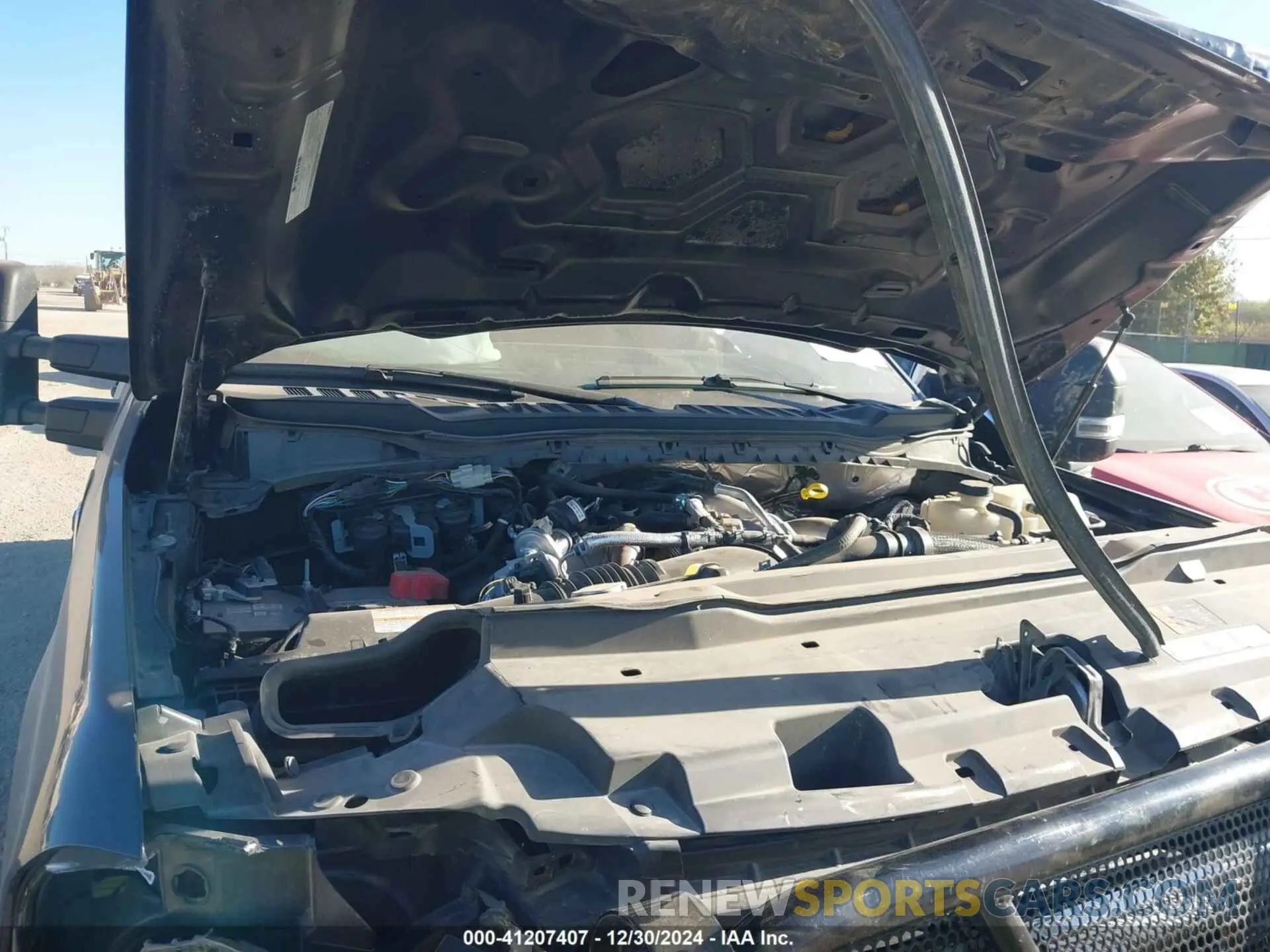 9 Photograph of a damaged car 1FT8W3BM4RED28718 FORD F-350 2024
