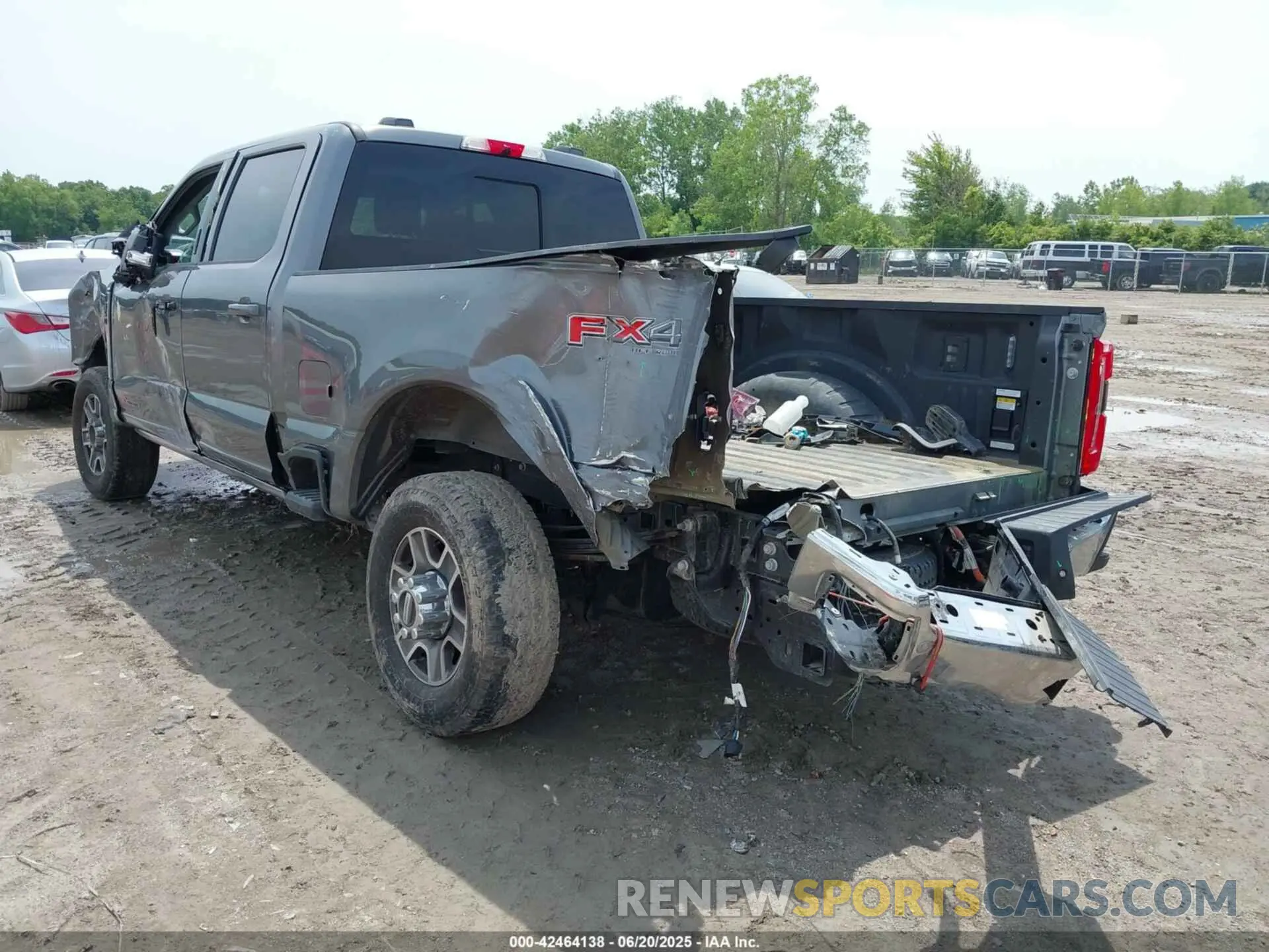 3 Photograph of a damaged car 1FT8W3BM4REE29337 FORD F-350 2024