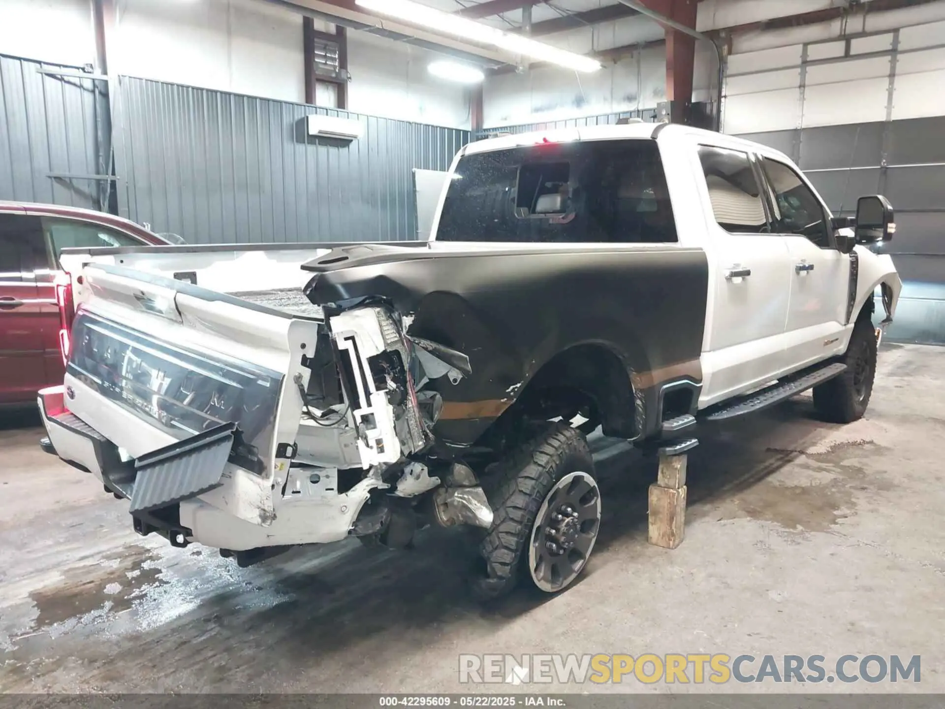 11 Photograph of a damaged car 1FT8W3BM5REE86811 FORD F-350 2024