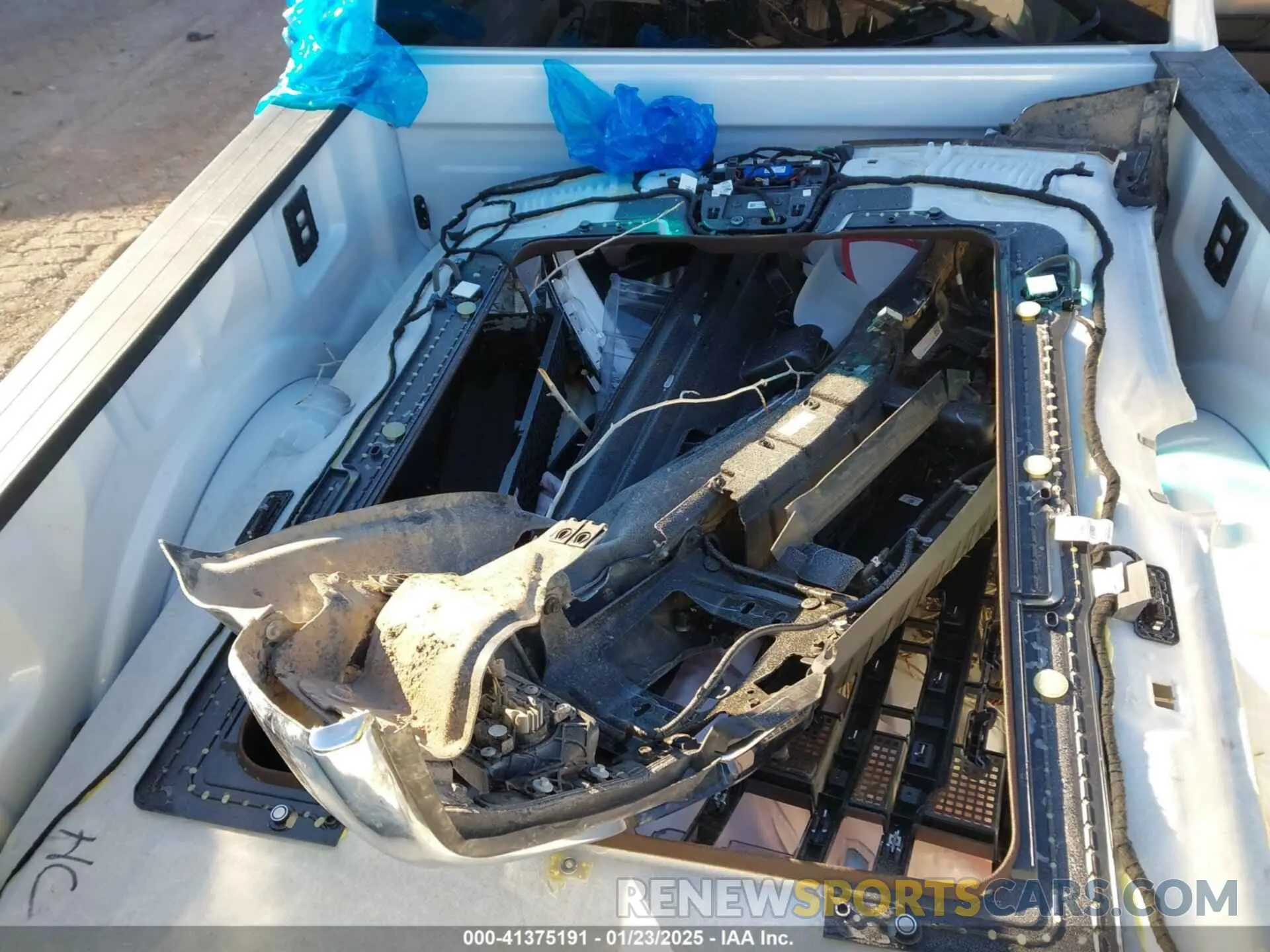 13 Photograph of a damaged car 1FT8W3BM8RED85178 FORD F-350 2024